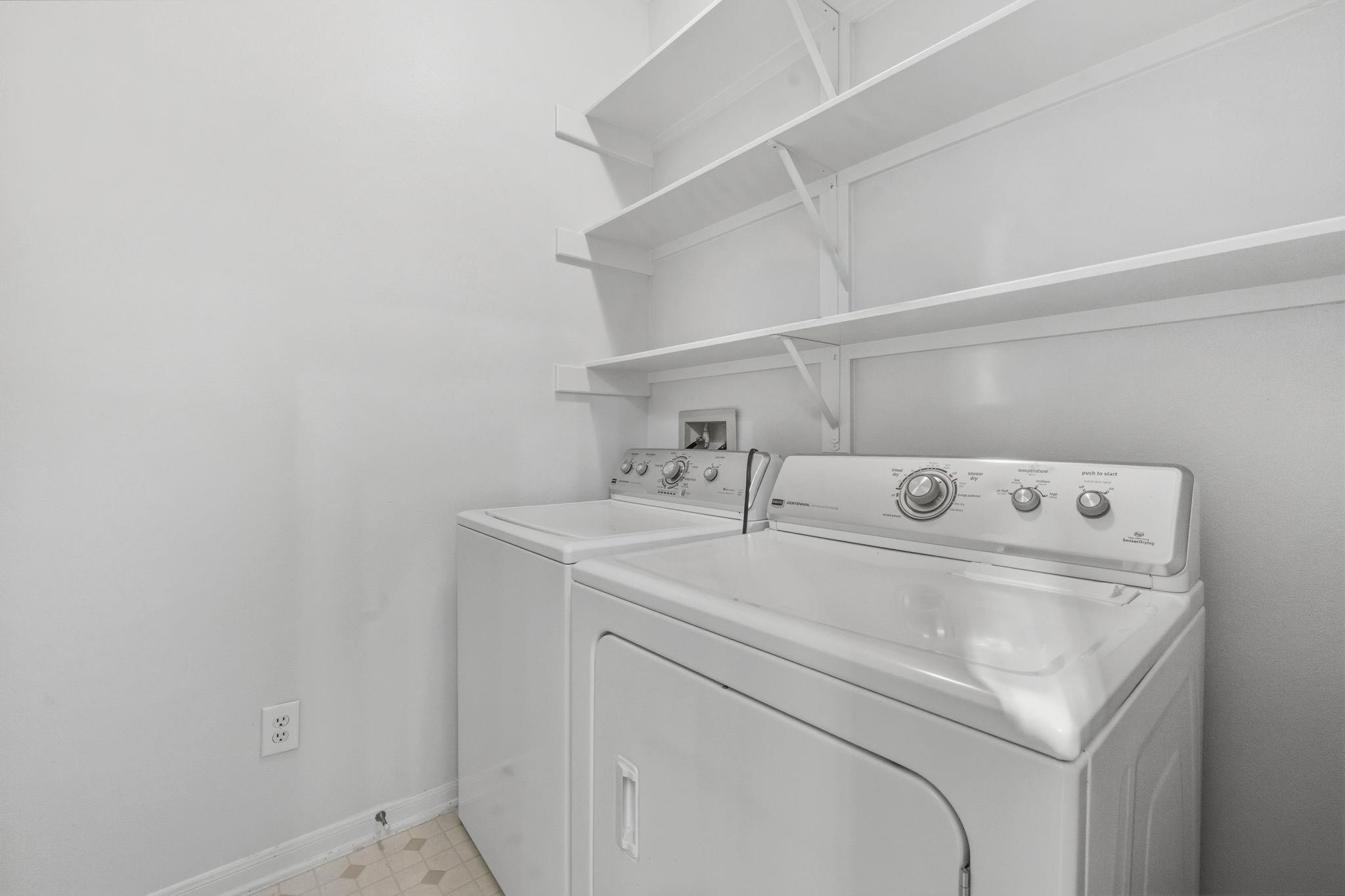 20814 Lake Park Trail