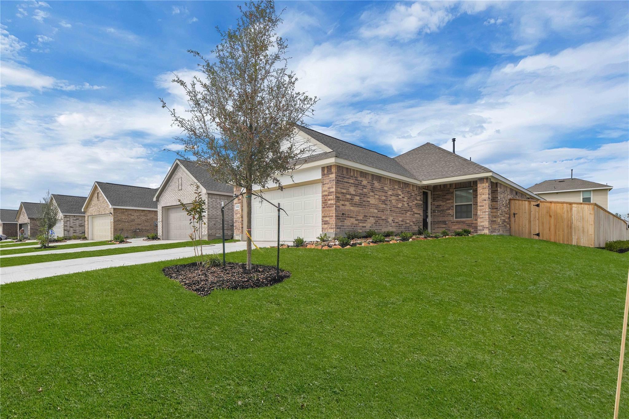 6323 Barrington Cliff Trail