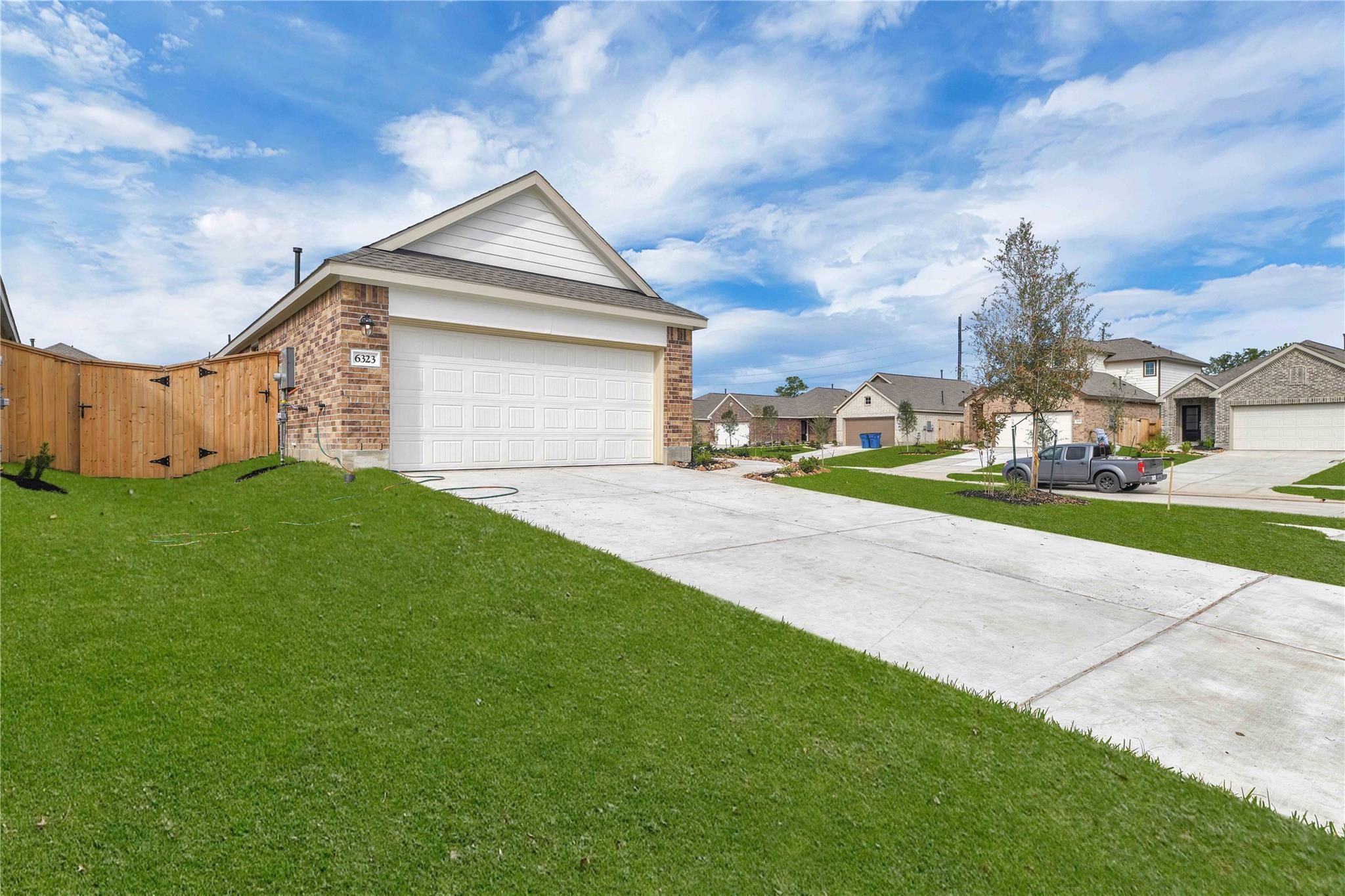 6323 Barrington Cliff Trail