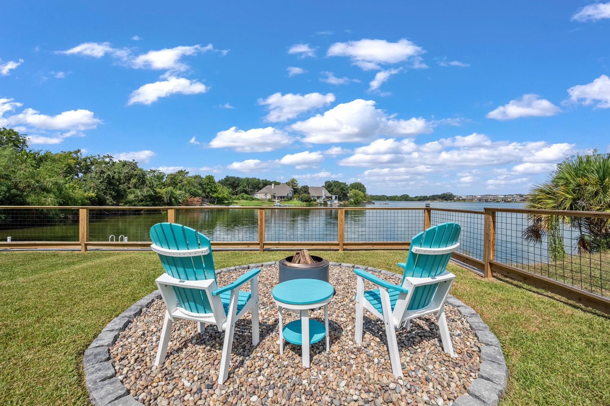 3405 Oak Alley Court