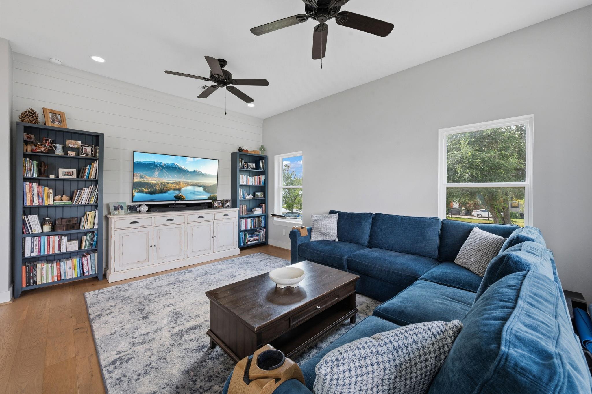 3405 Oak Alley Court