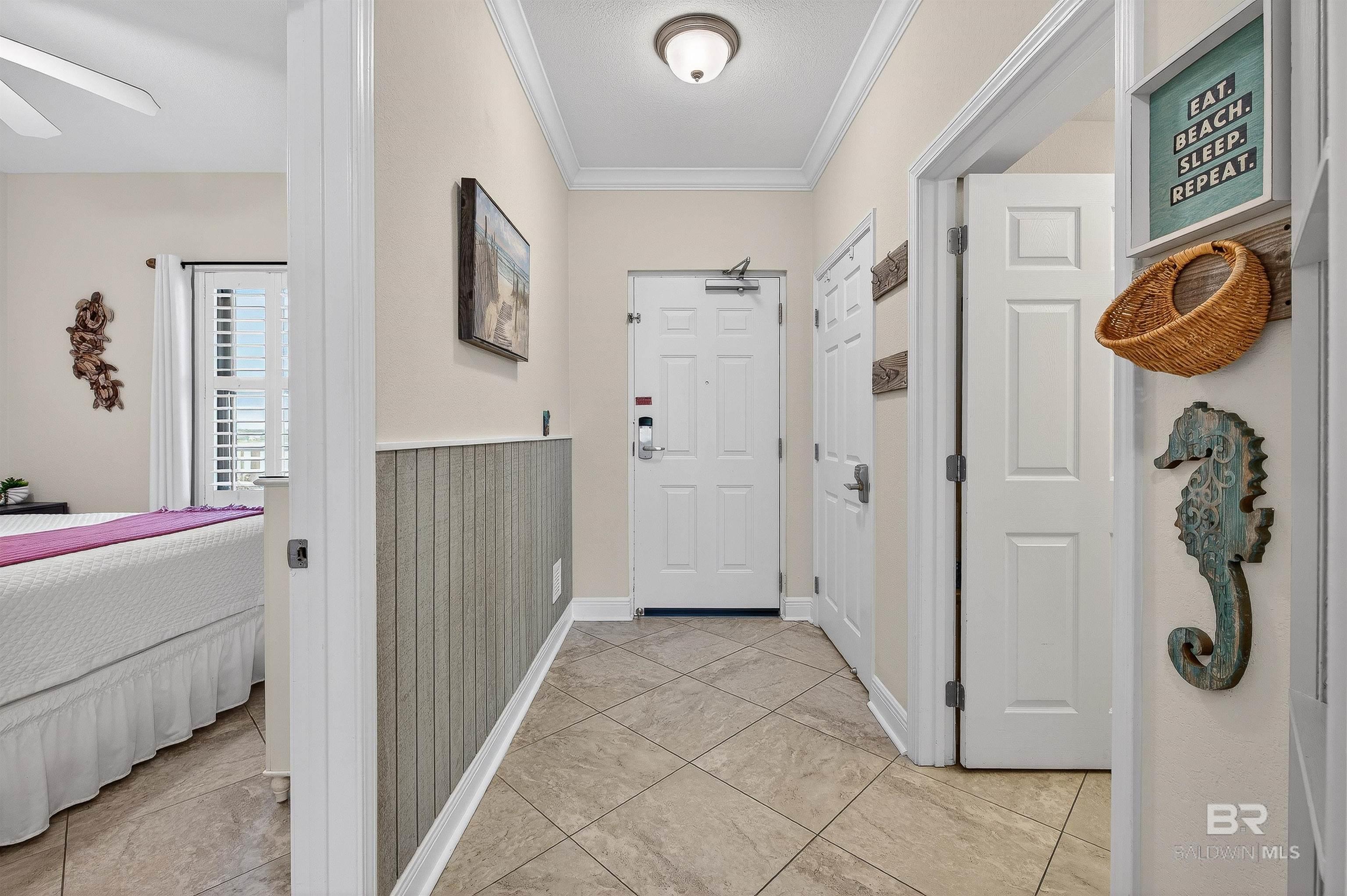 1010 W Beach Boulevard 706