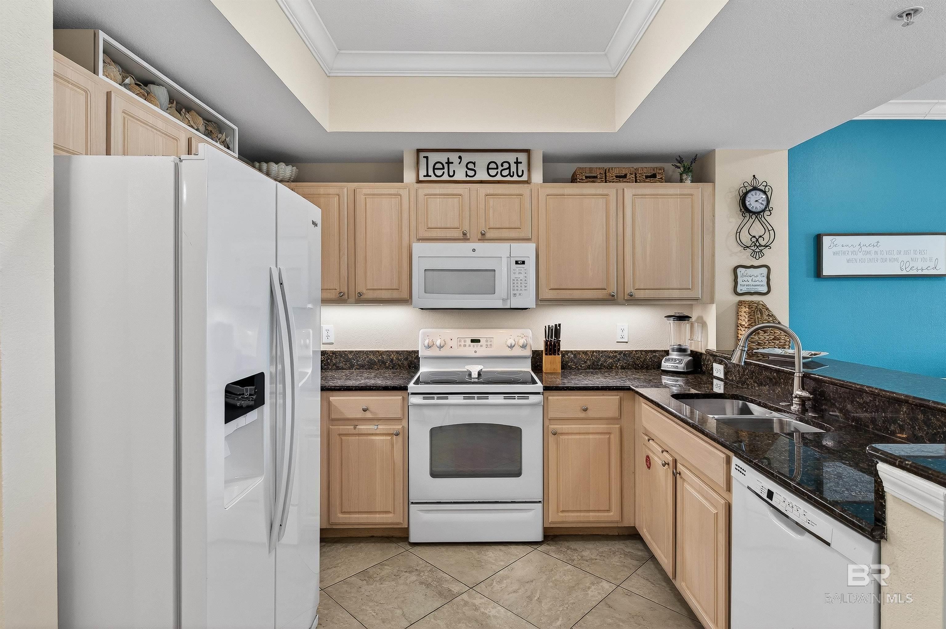 1010 W Beach Boulevard 706