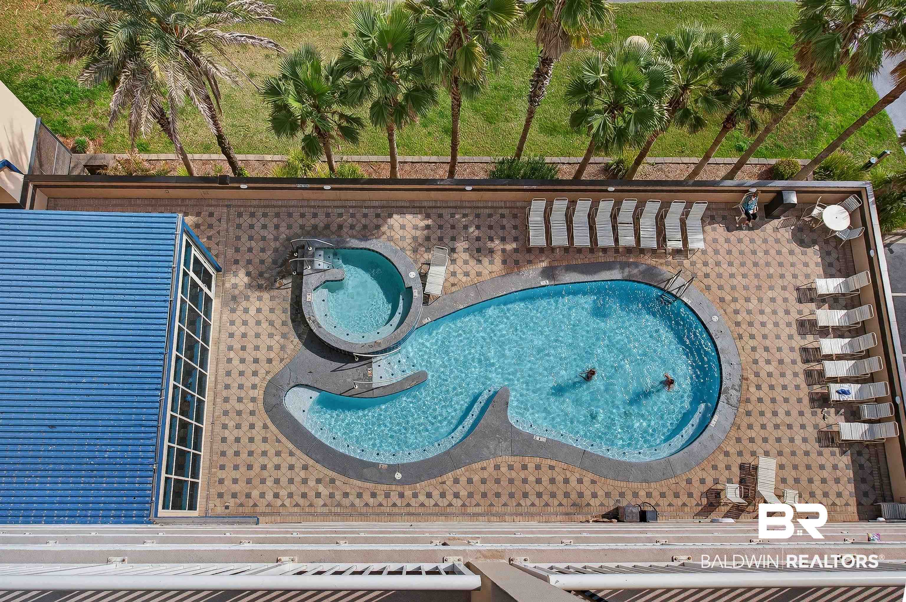 1010 W Beach Boulevard 706