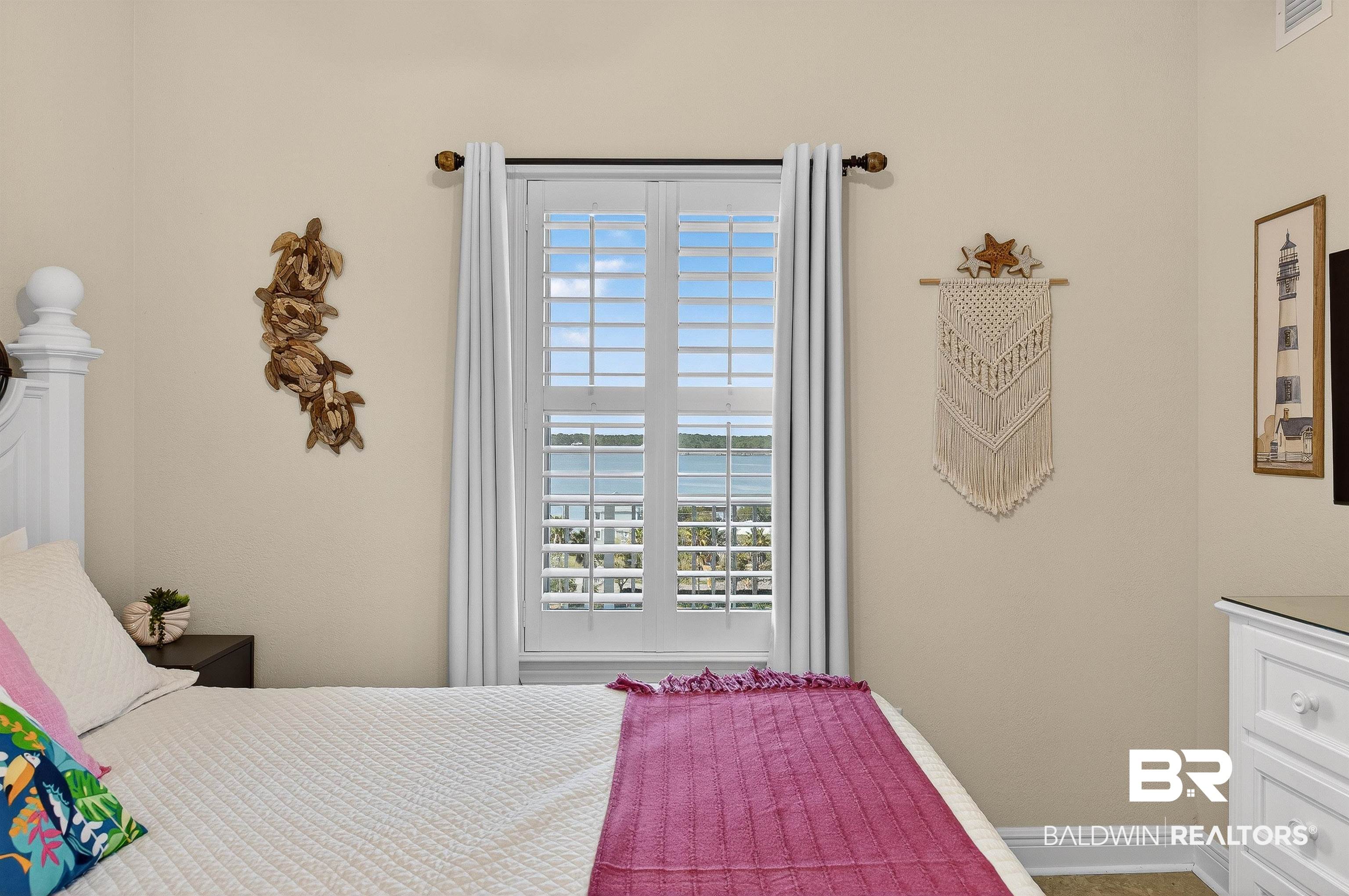 1010 W Beach Boulevard 706