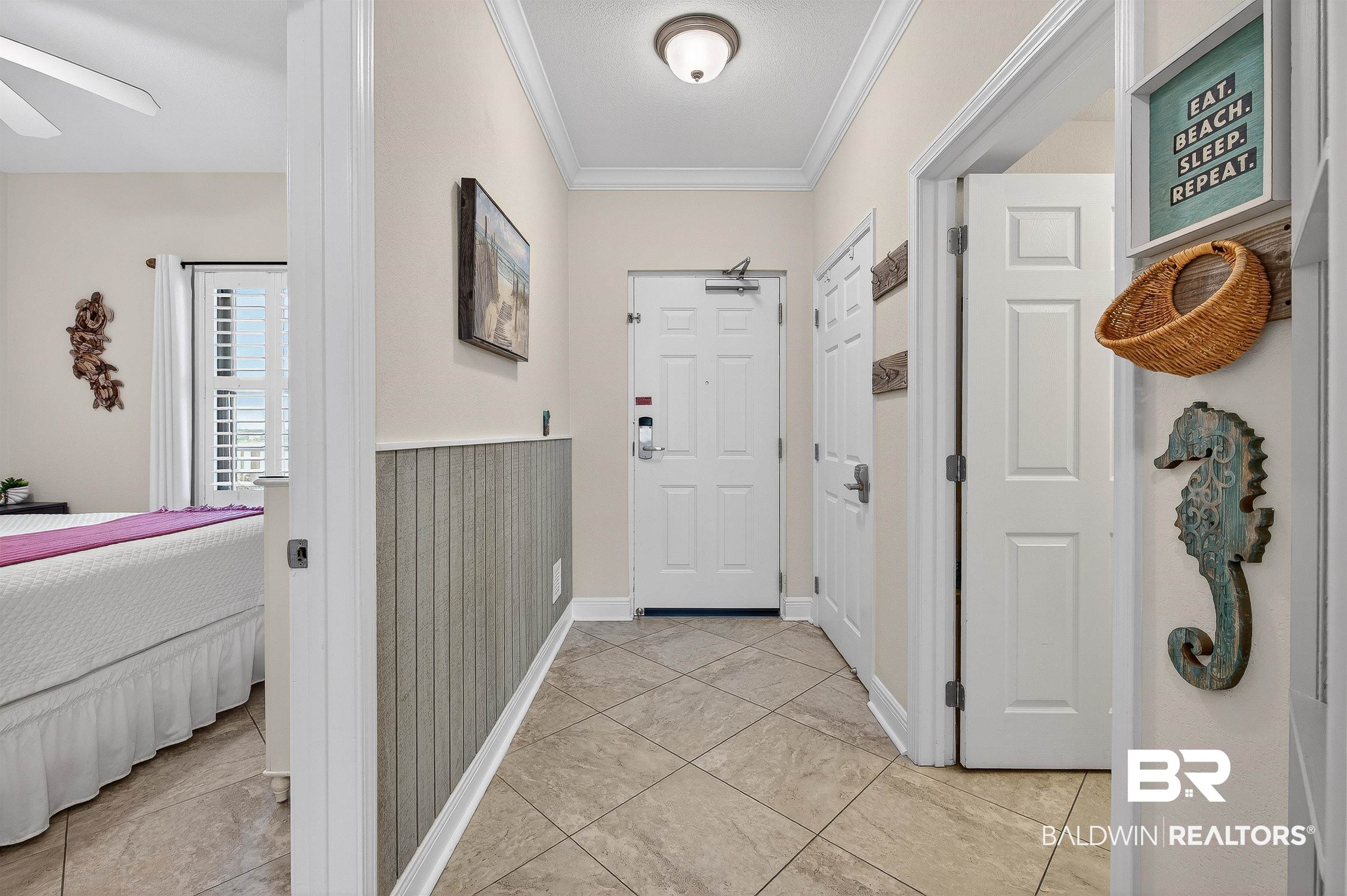 1010 W Beach Boulevard 706