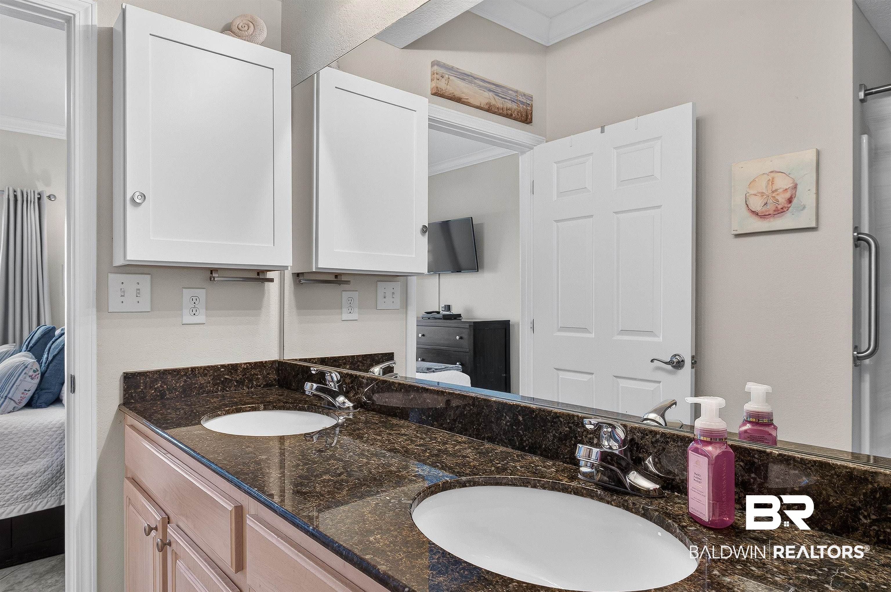 1010 W Beach Boulevard 706