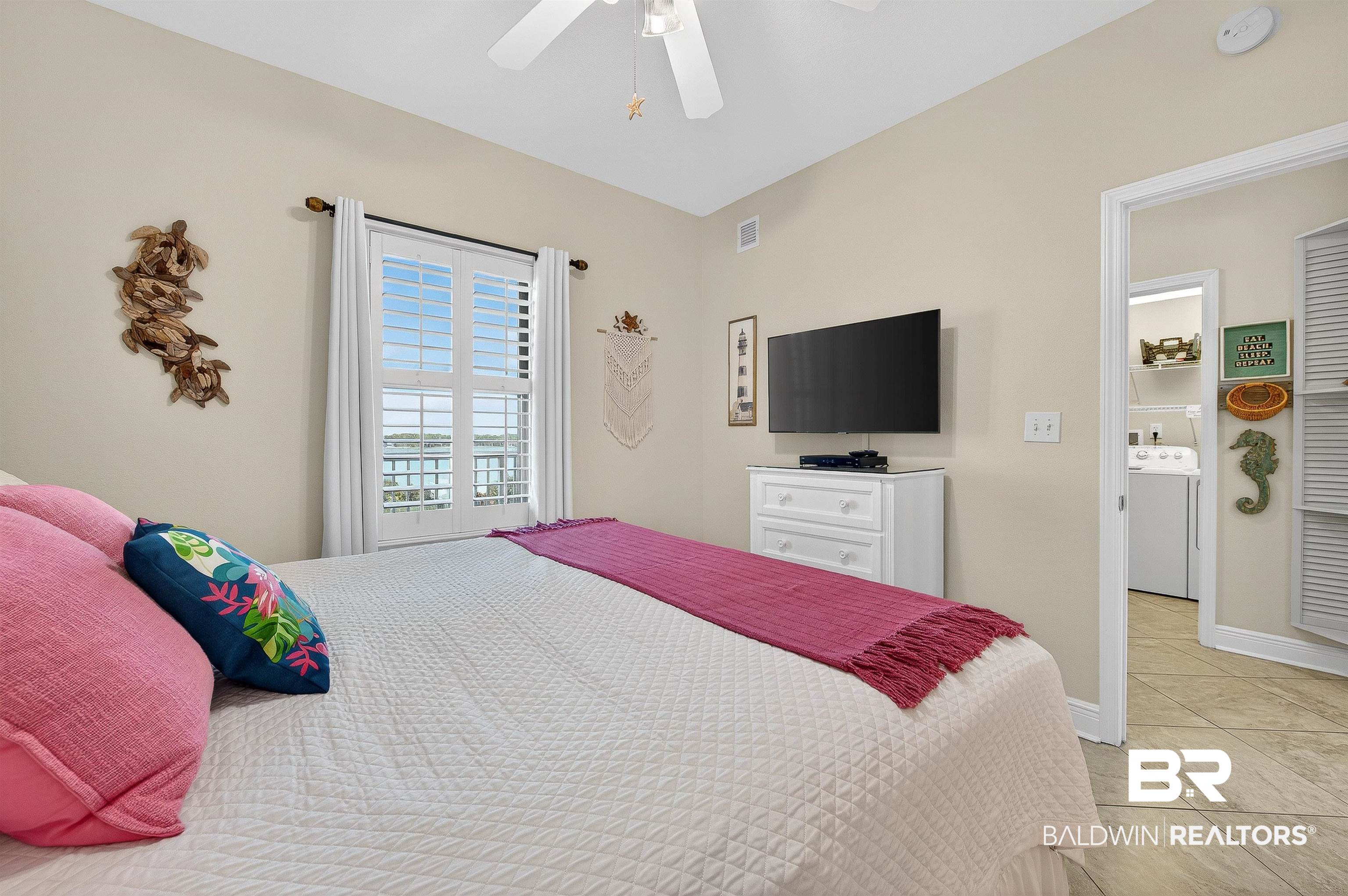 1010 W Beach Boulevard 706