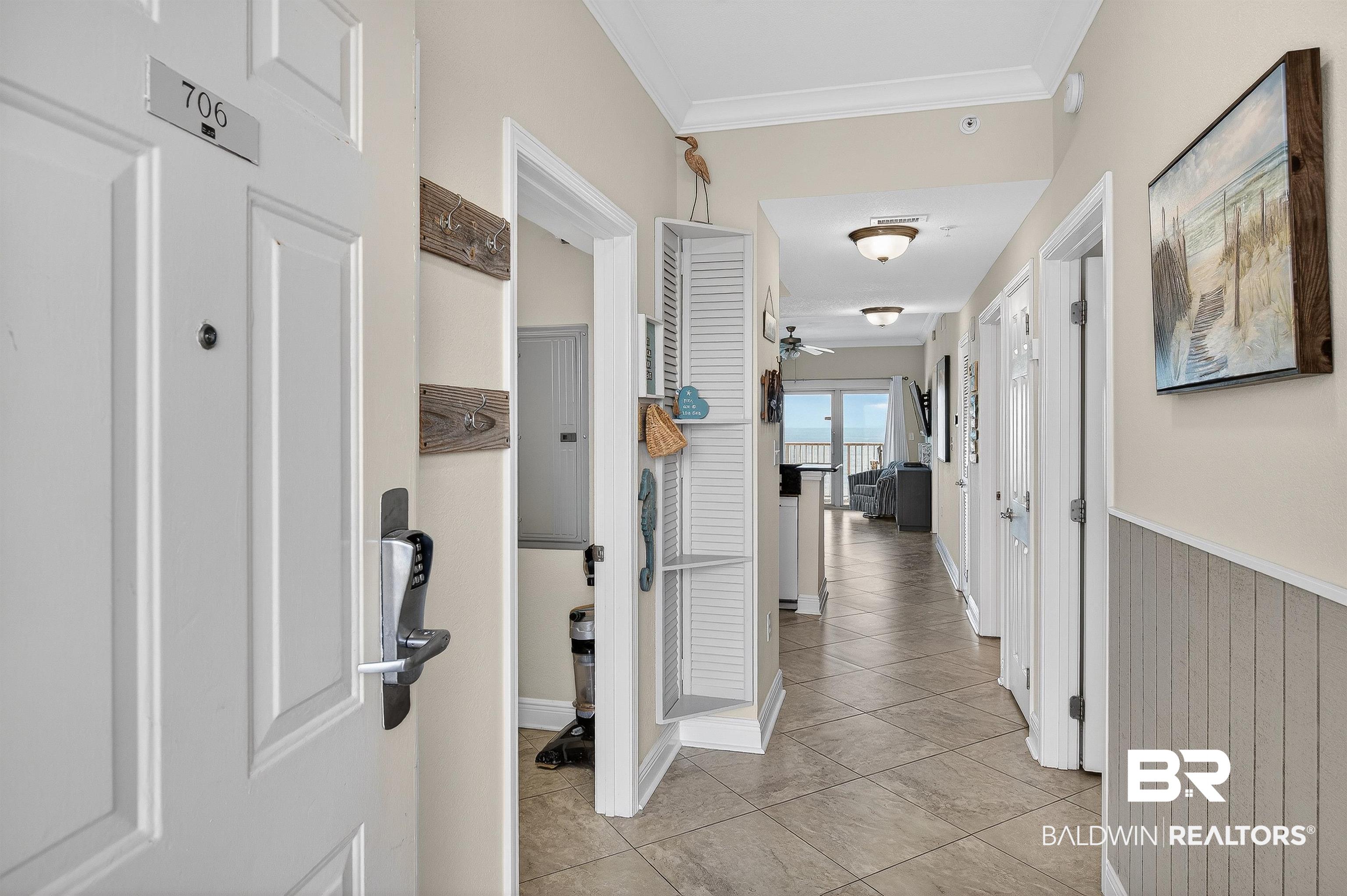 1010 W Beach Boulevard 706