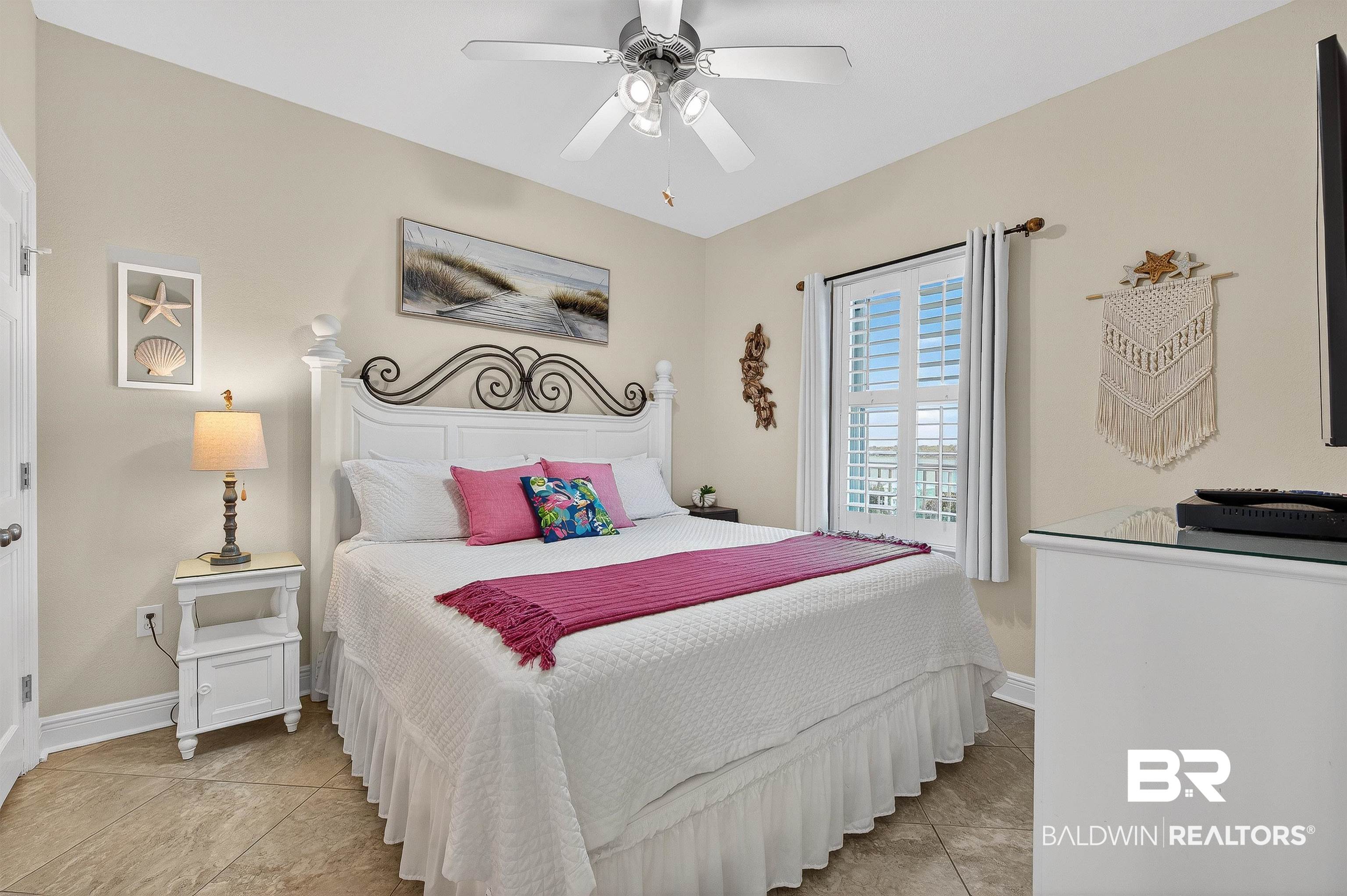 1010 W Beach Boulevard 706