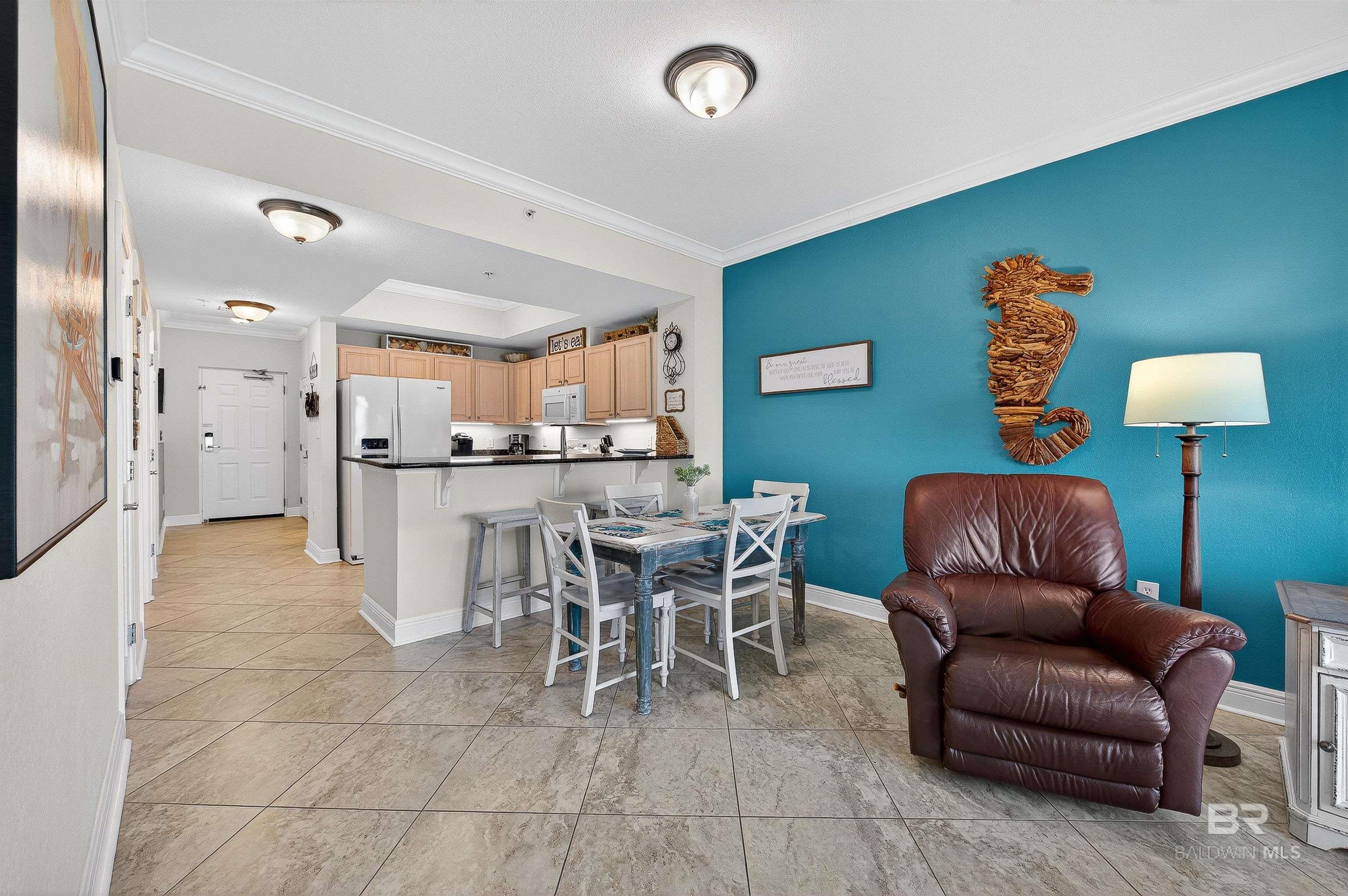 1010 W Beach Boulevard 706