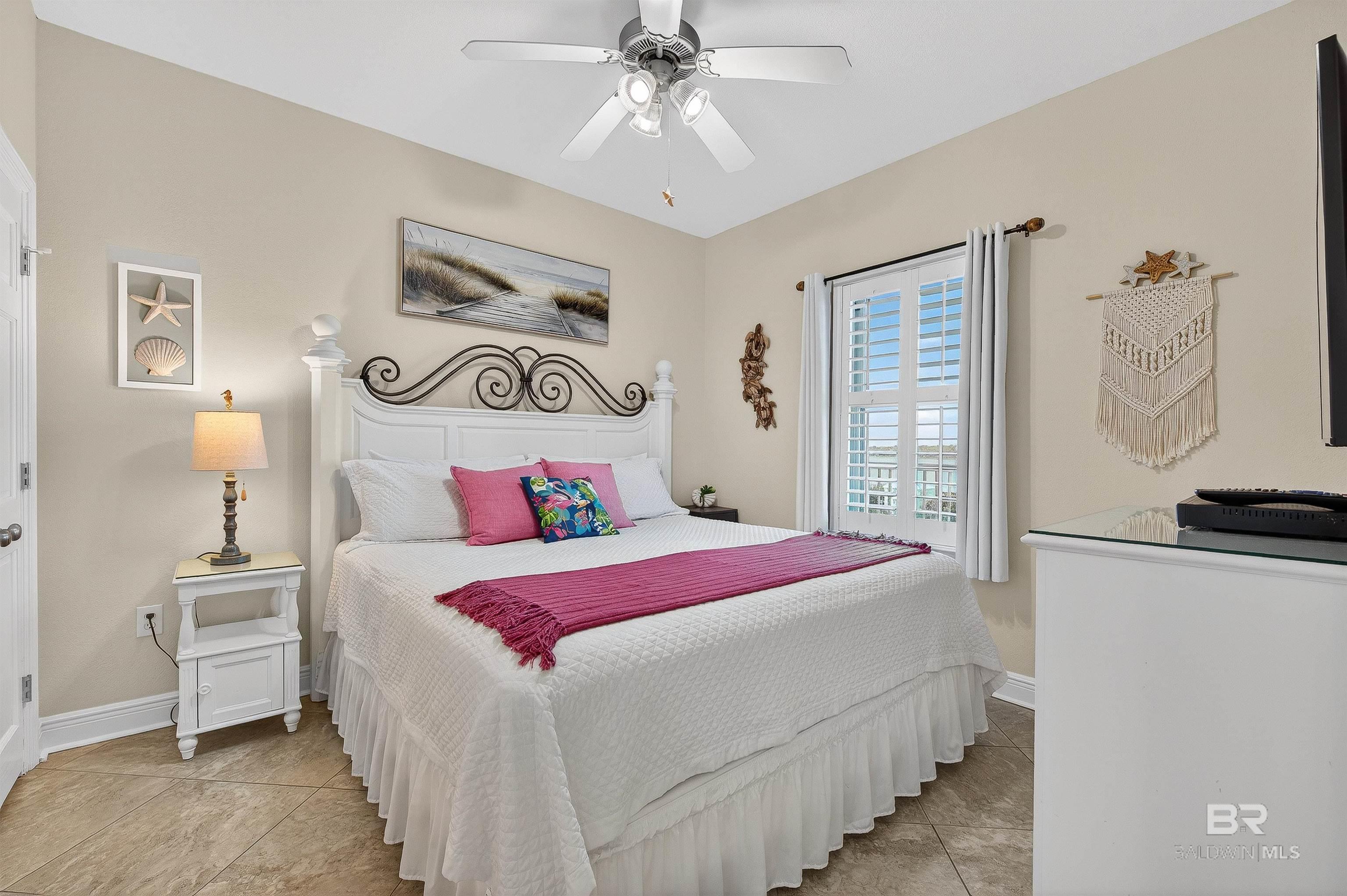 1010 W Beach Boulevard 706