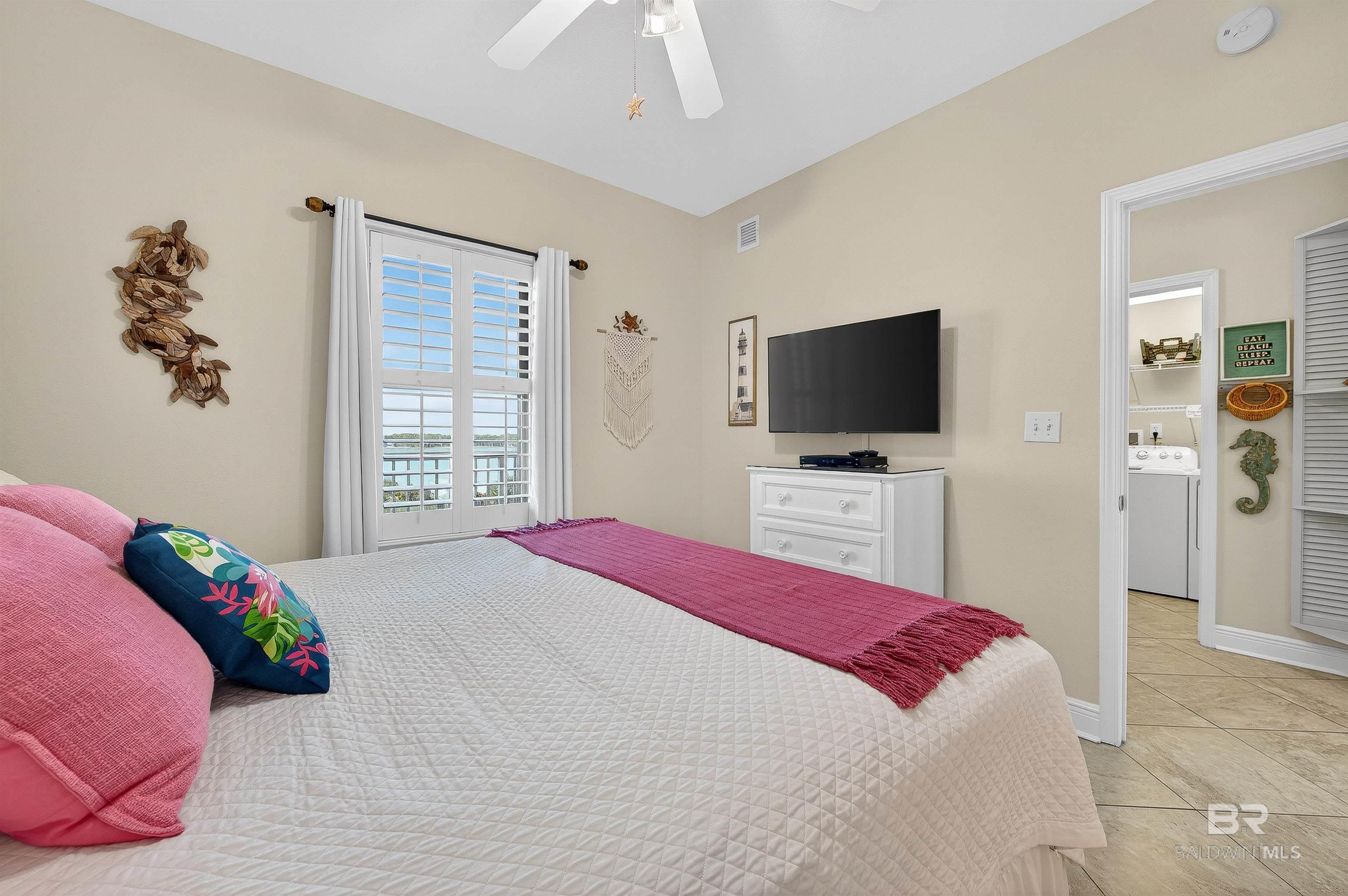 1010 W Beach Boulevard 706