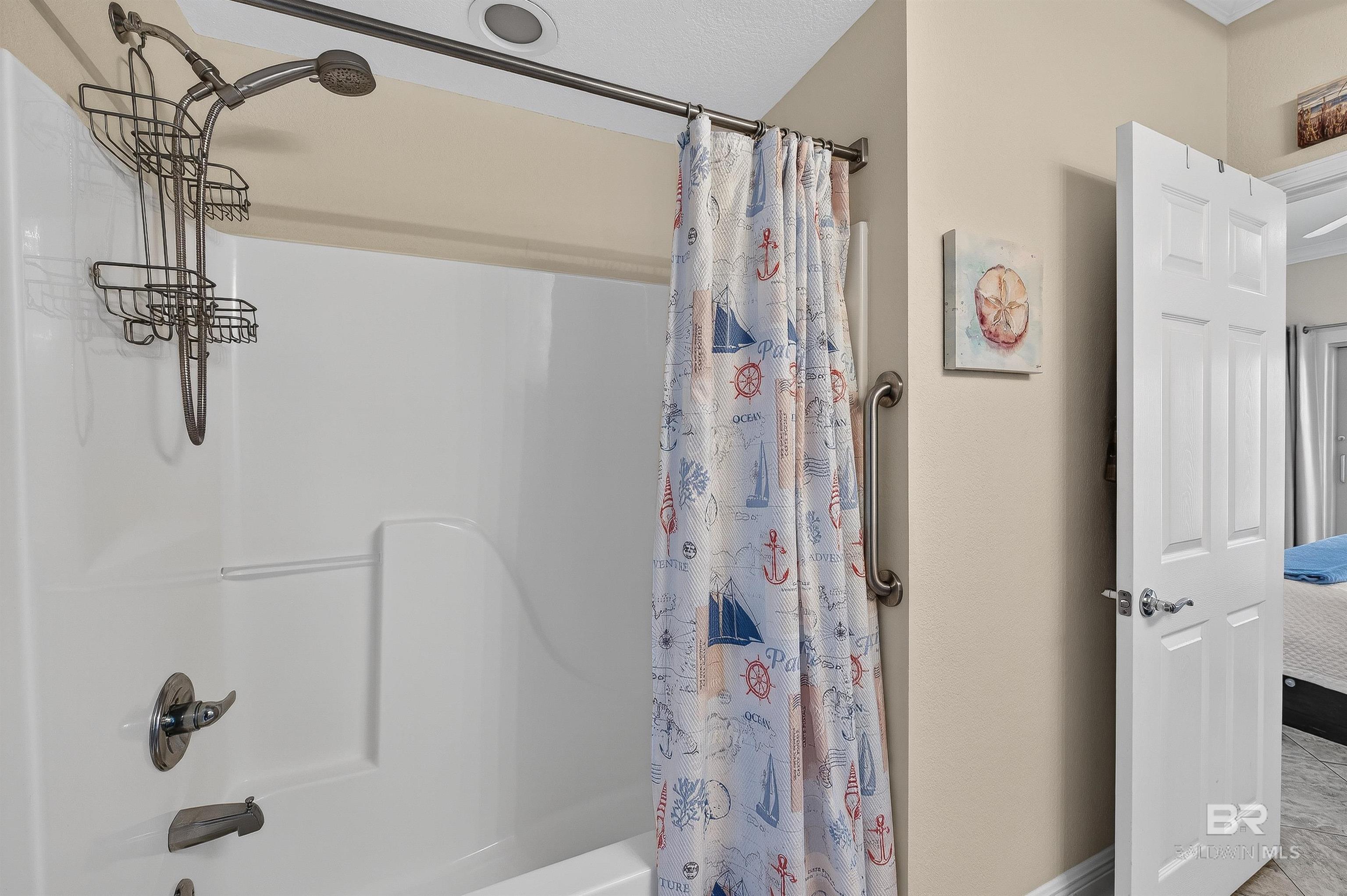 1010 W Beach Boulevard 706