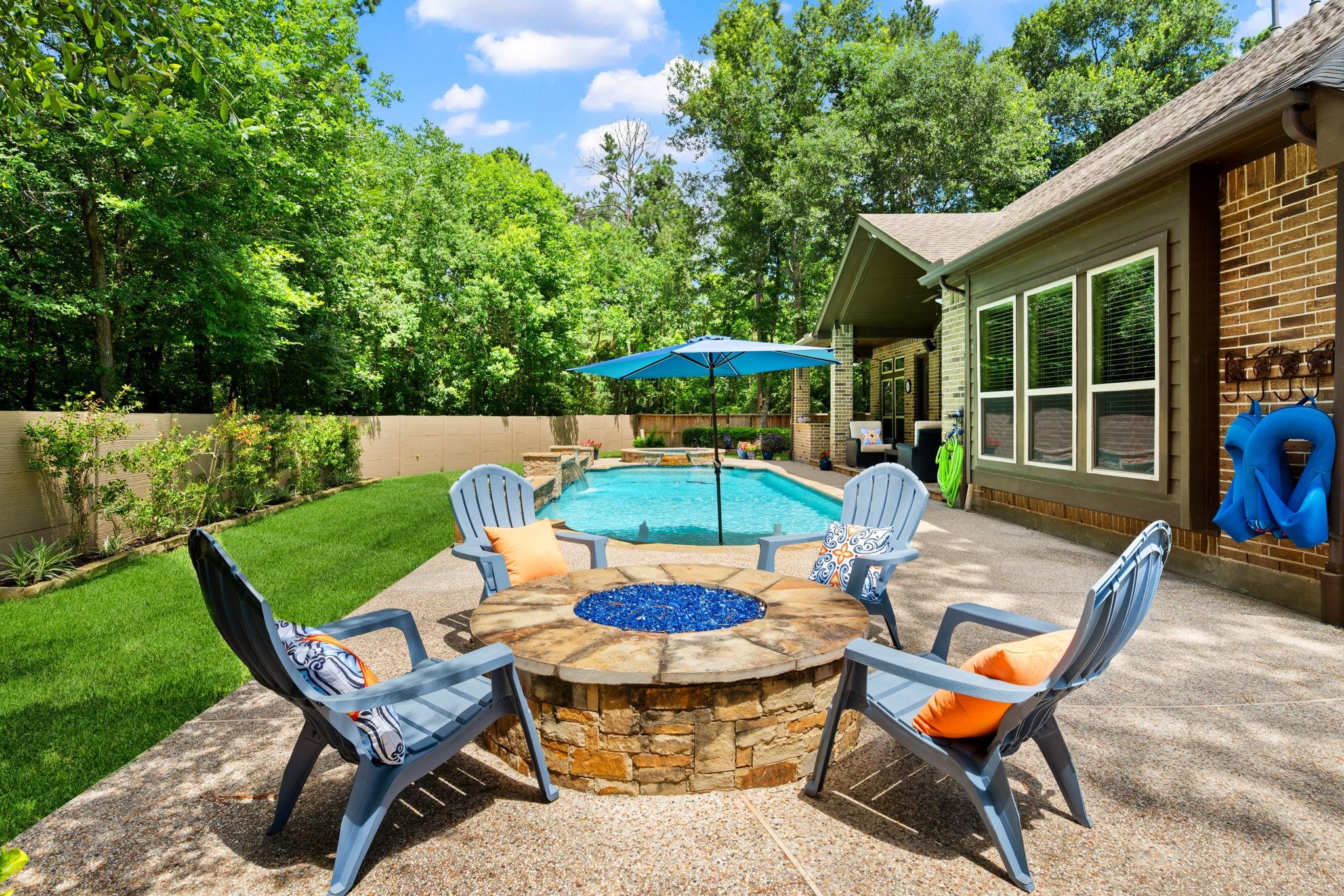 5802 Vineyard Creek Lane