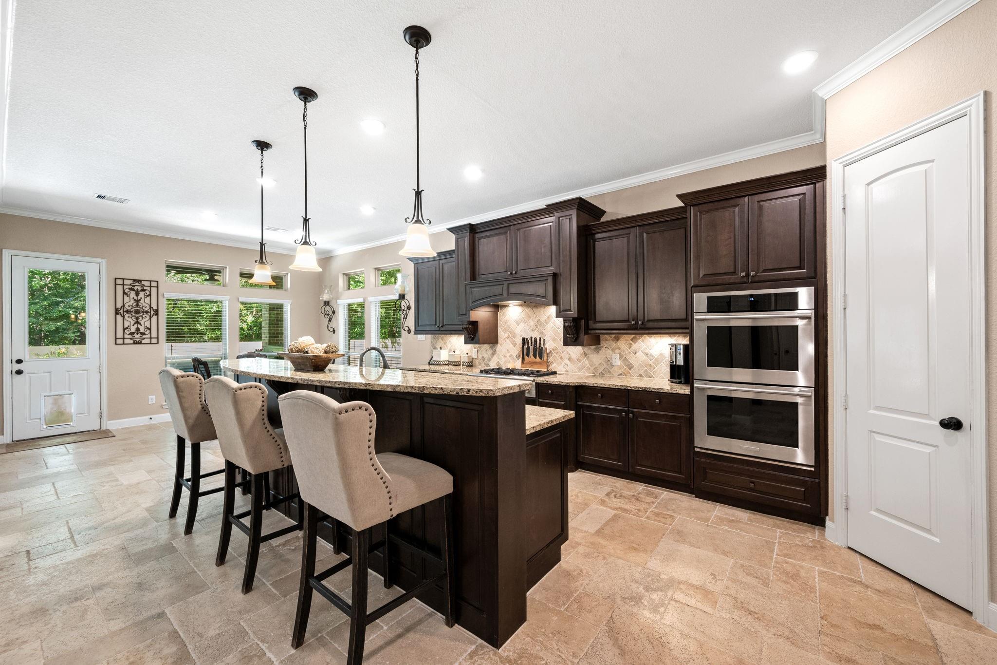 5802 Vineyard Creek Lane