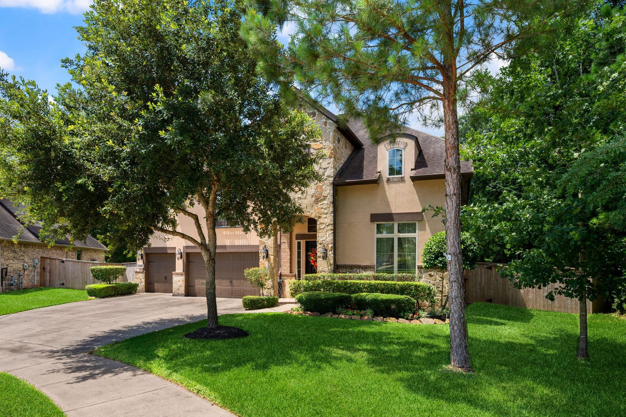 5802 Vineyard Creek Lane