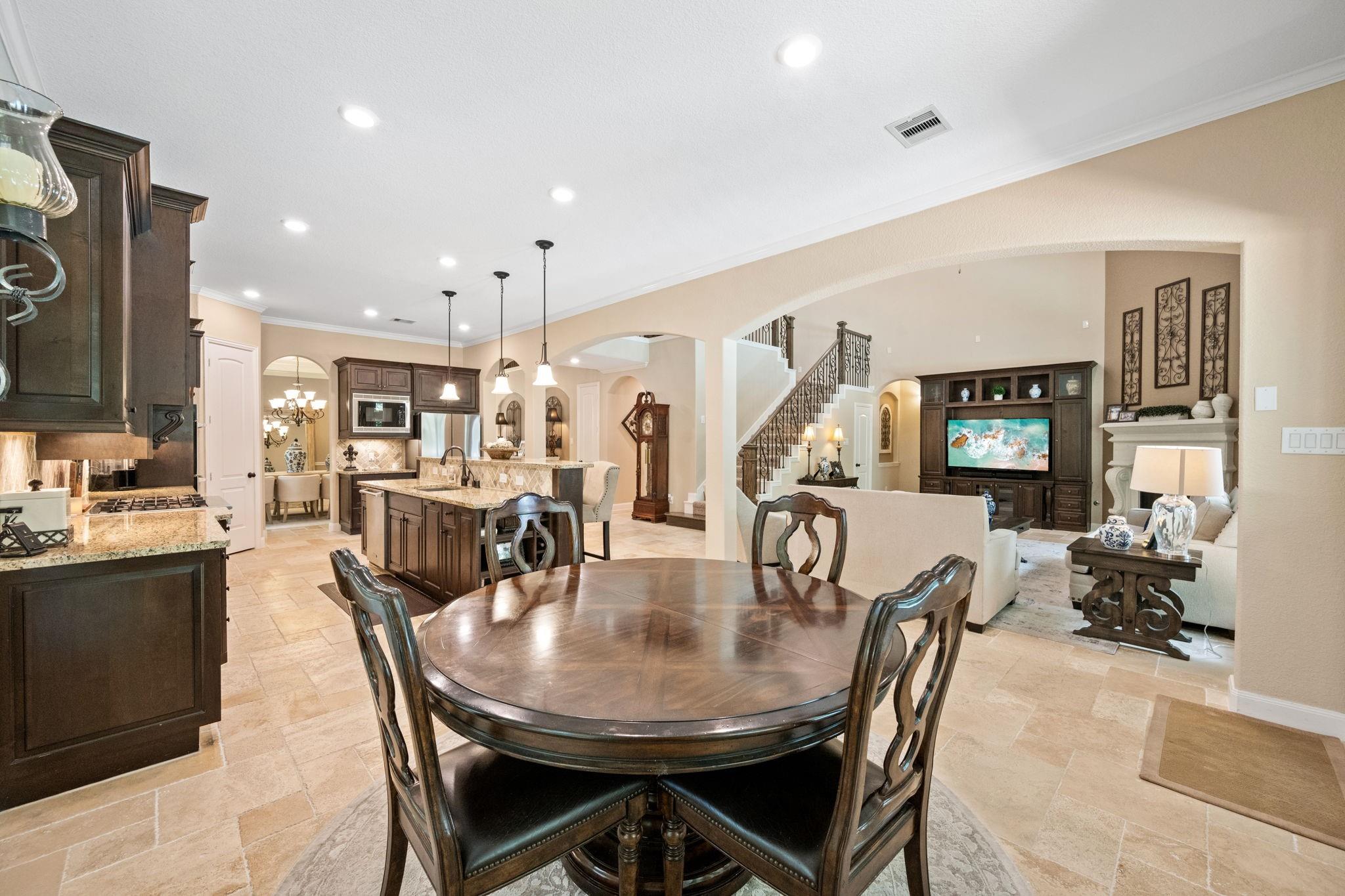5802 Vineyard Creek Lane