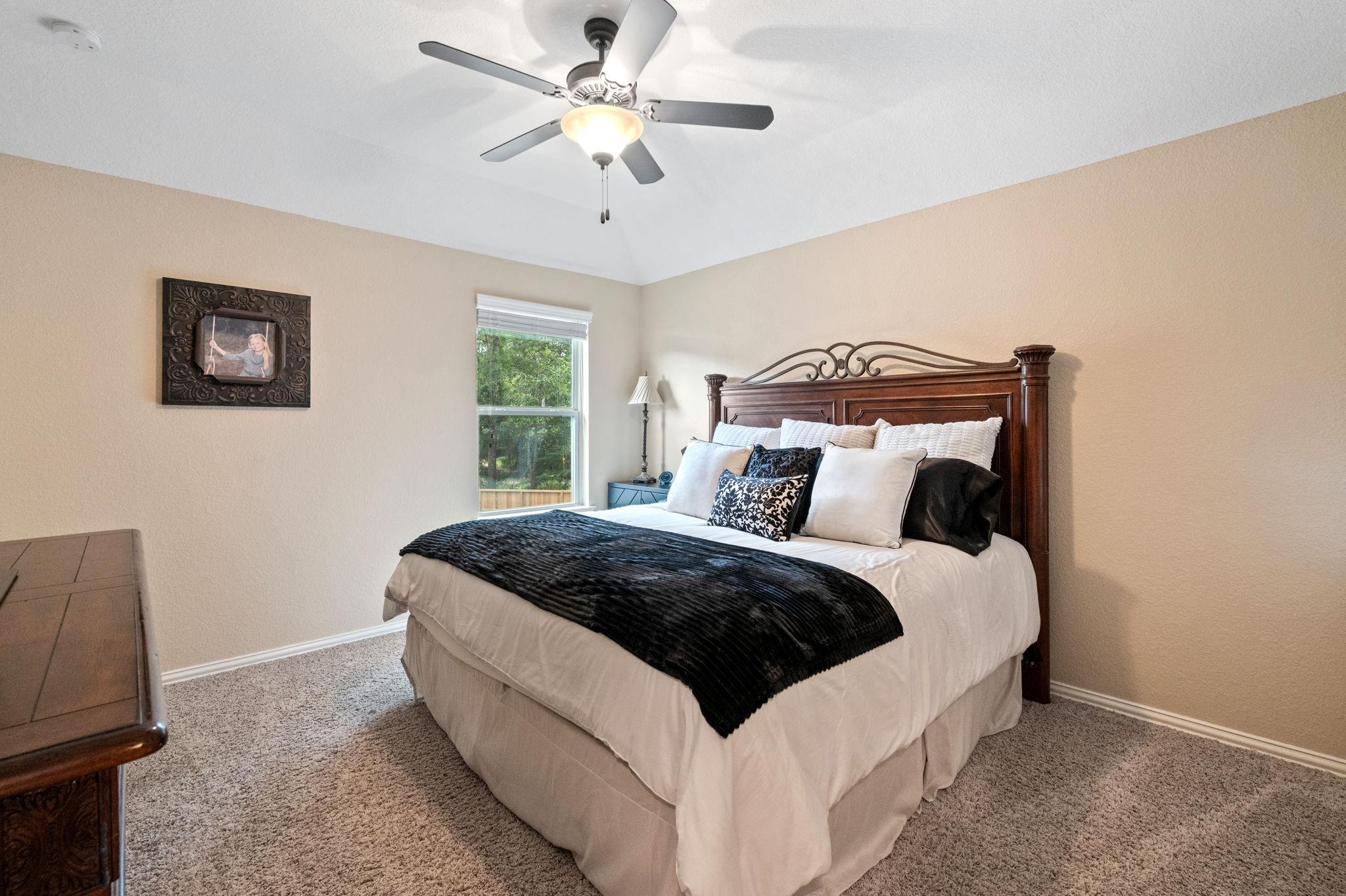5802 Vineyard Creek Lane