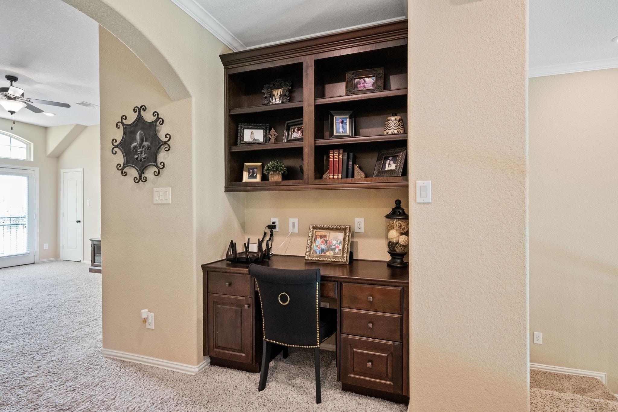 5802 Vineyard Creek Lane