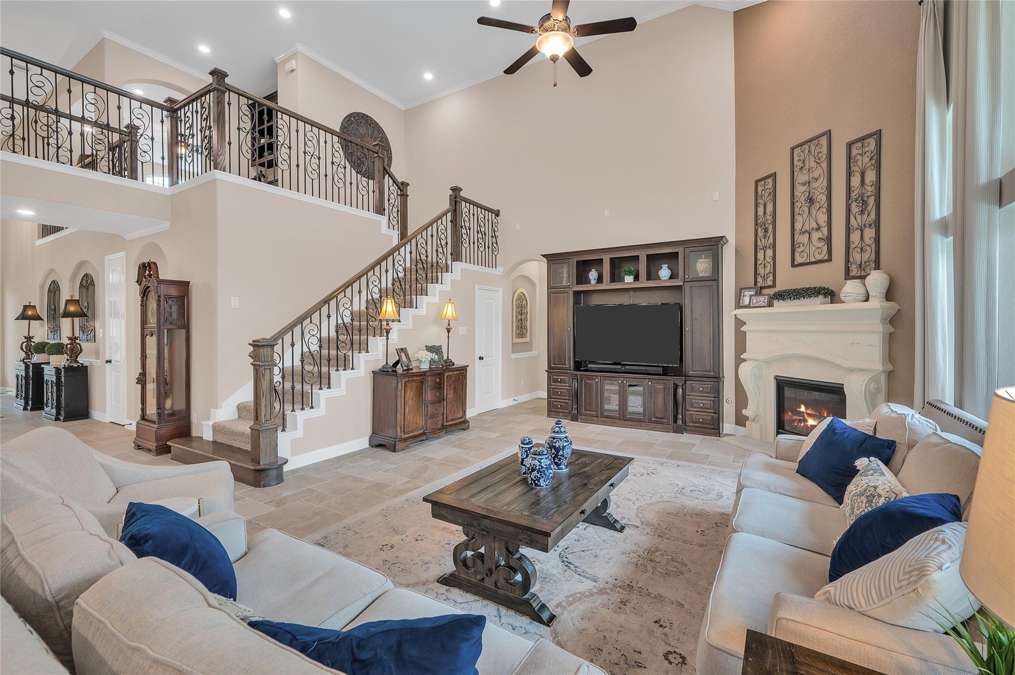 5802 Vineyard Creek Lane