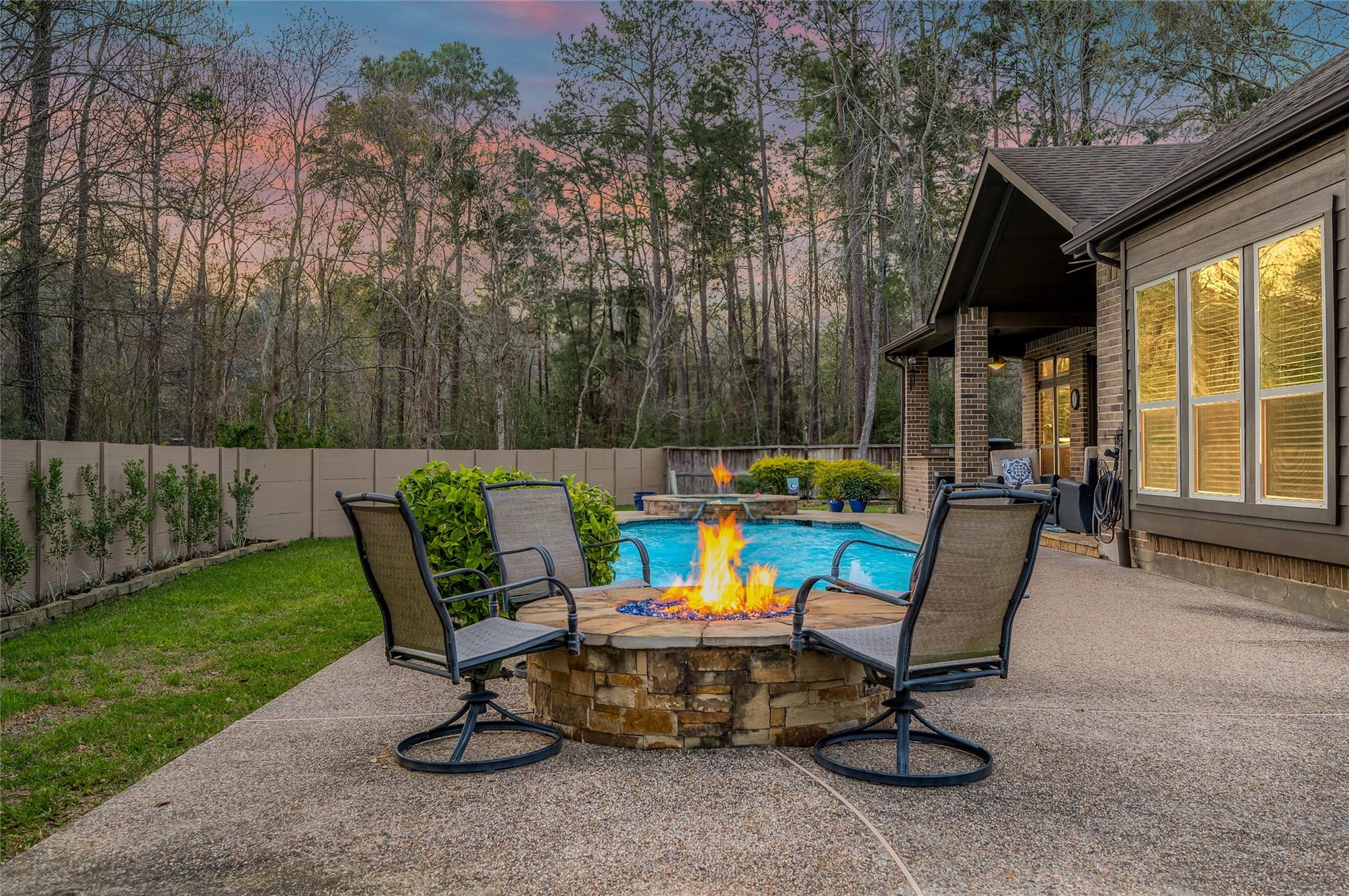 5802 Vineyard Creek Lane