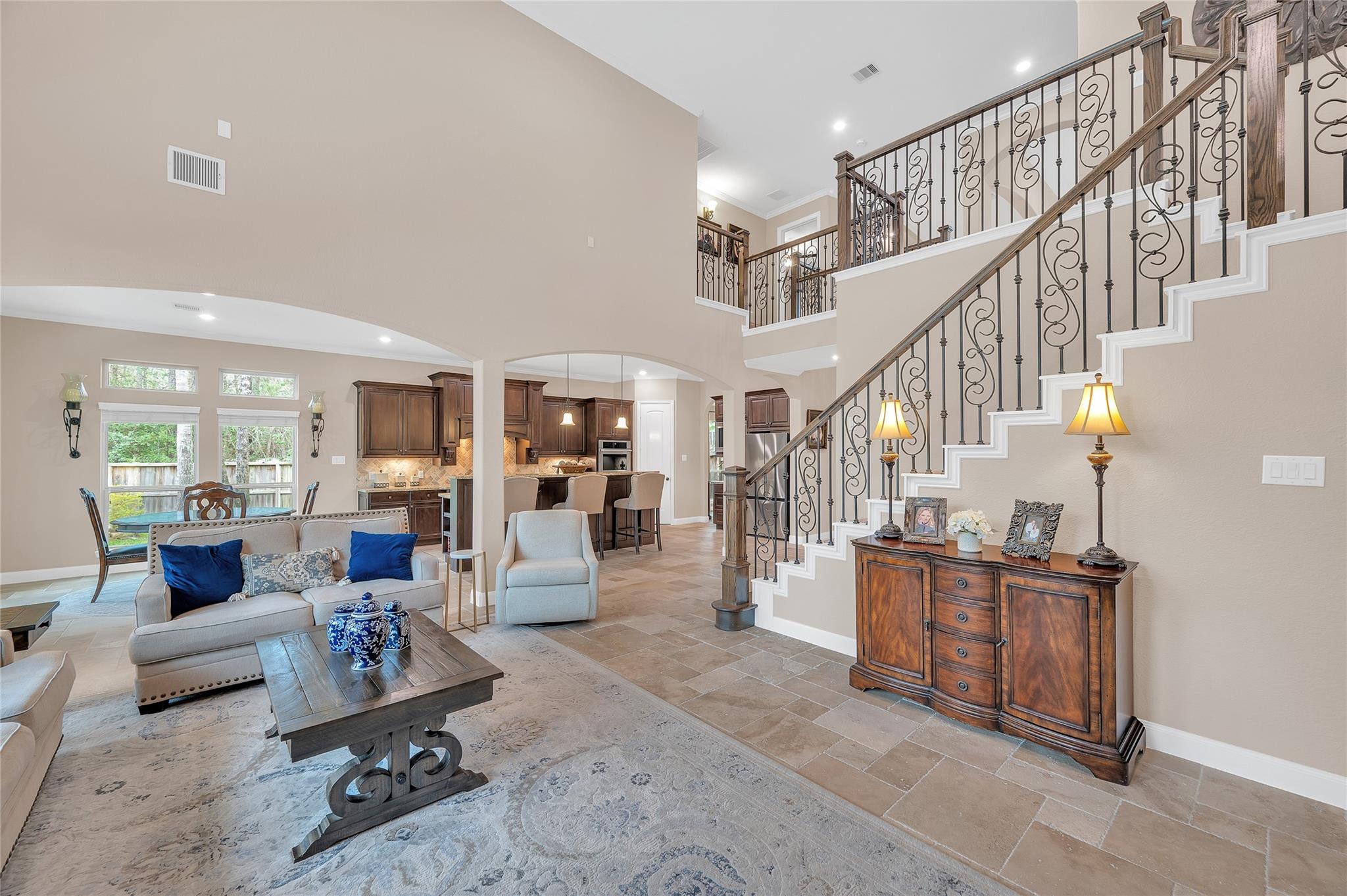 5802 Vineyard Creek Lane