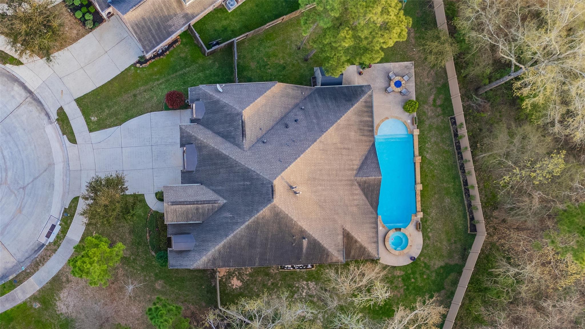 5802 Vineyard Creek Lane