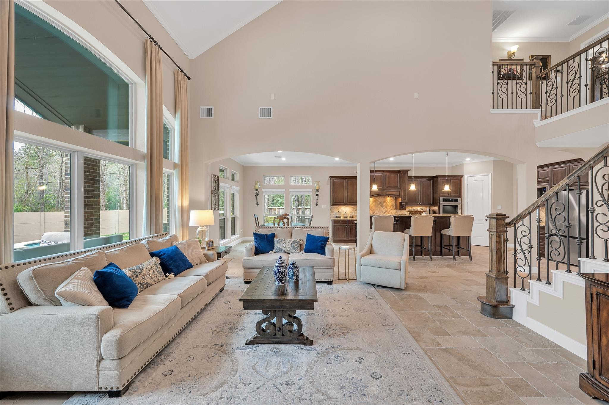 5802 Vineyard Creek Lane