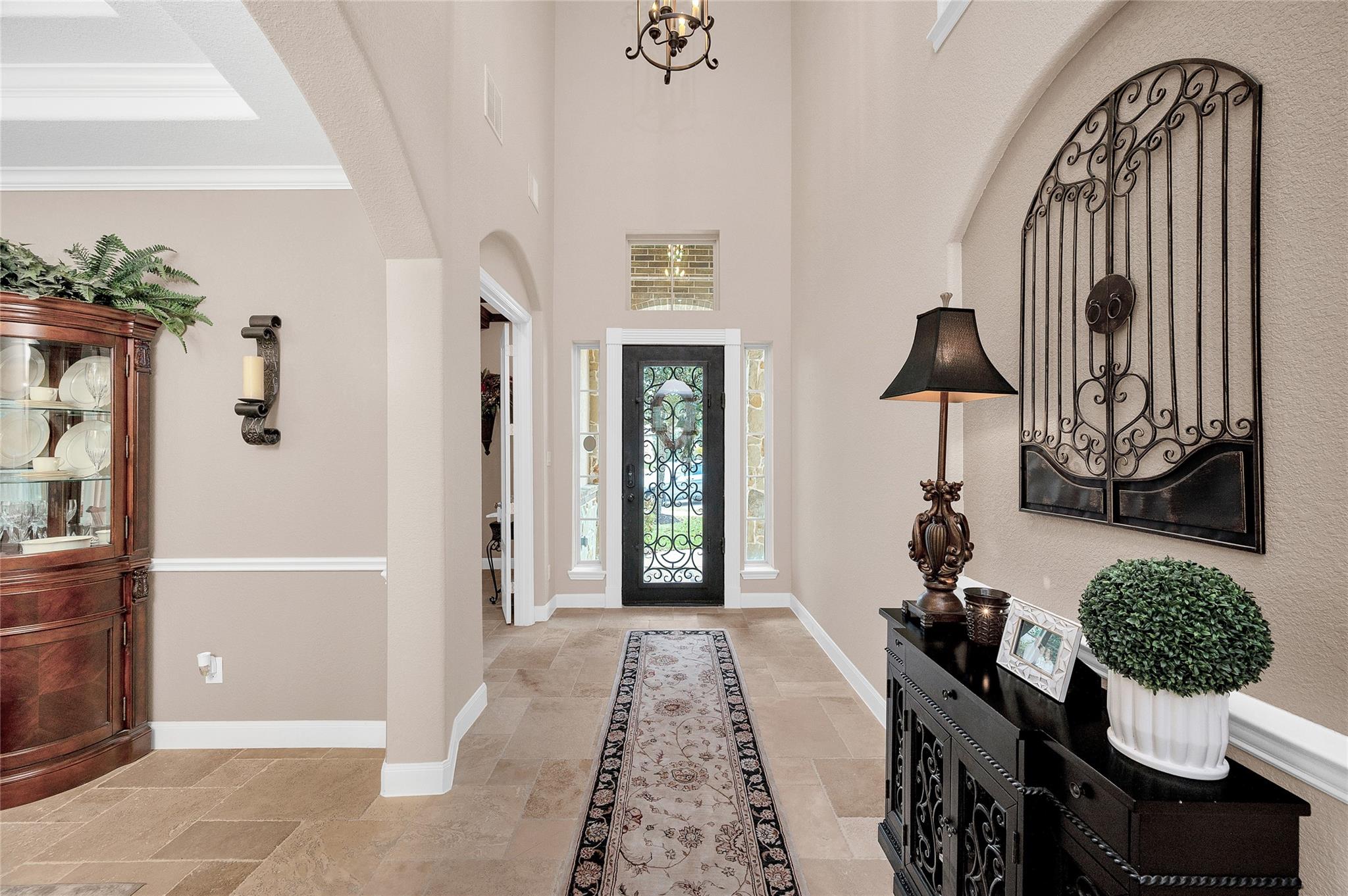 5802 Vineyard Creek Lane