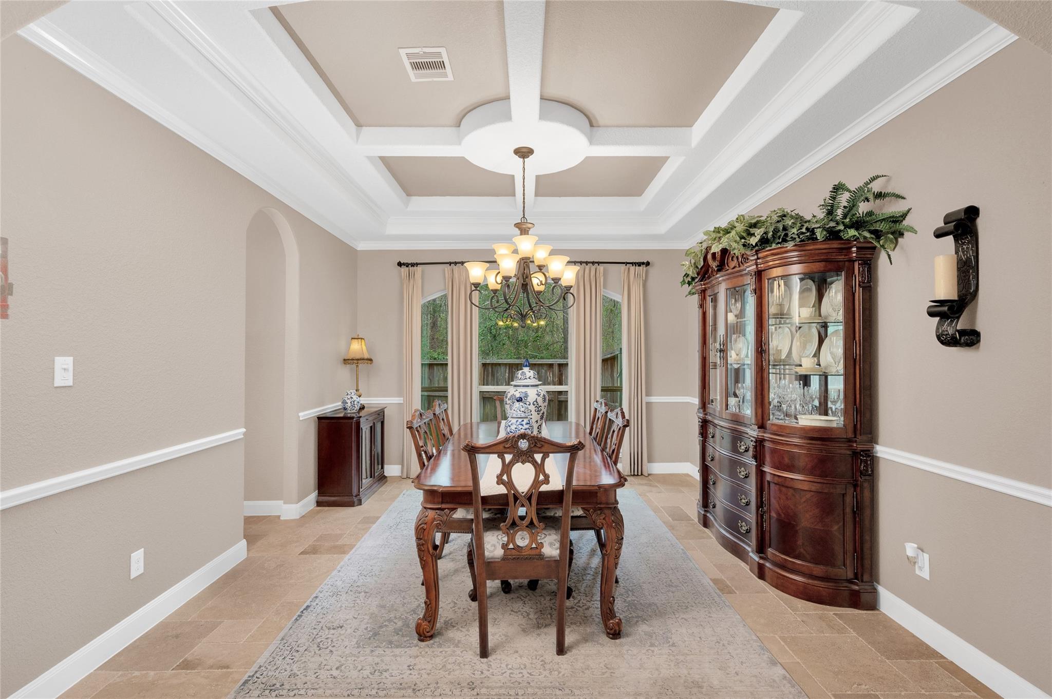 5802 Vineyard Creek Lane