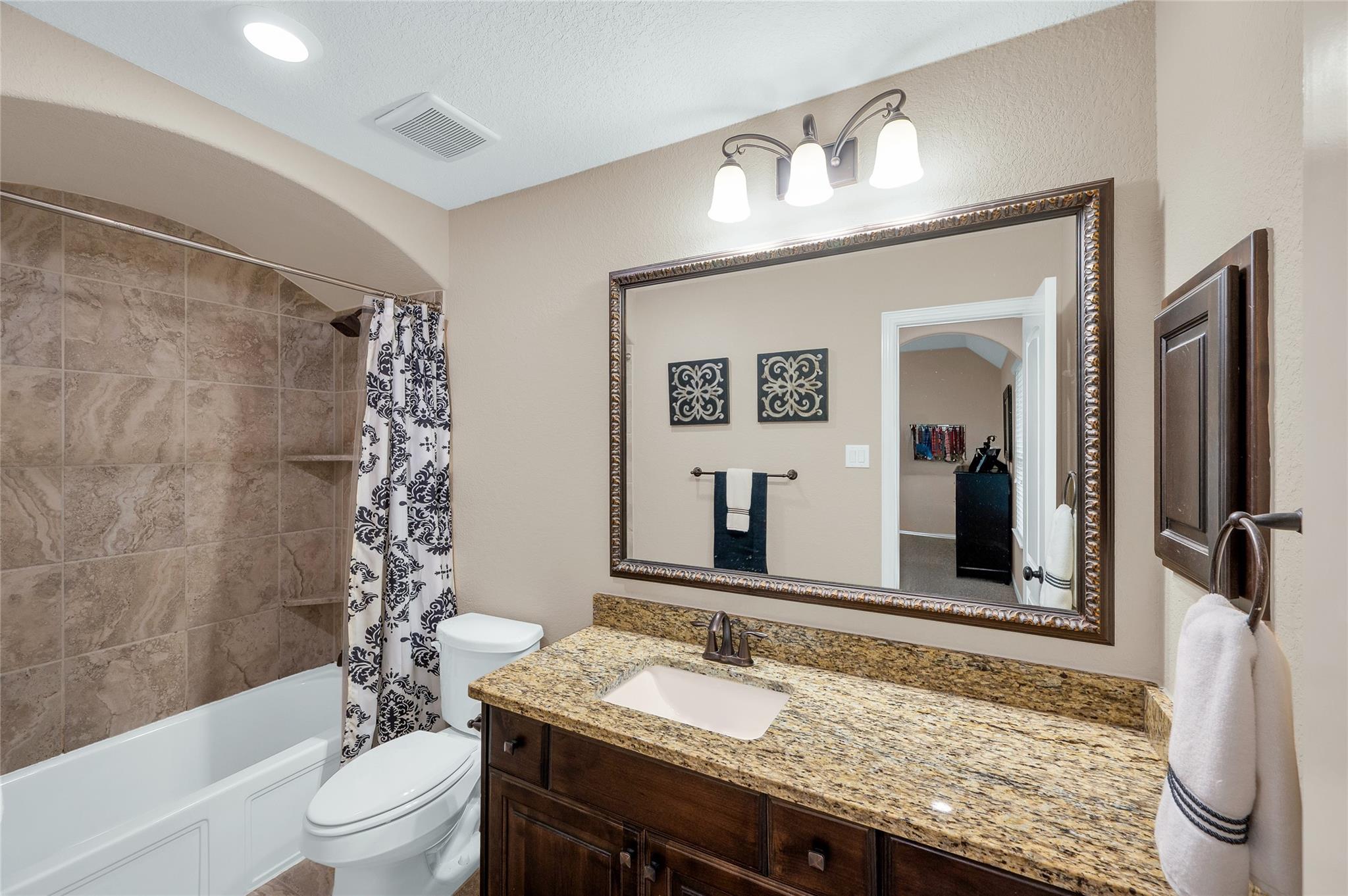 5802 Vineyard Creek Lane