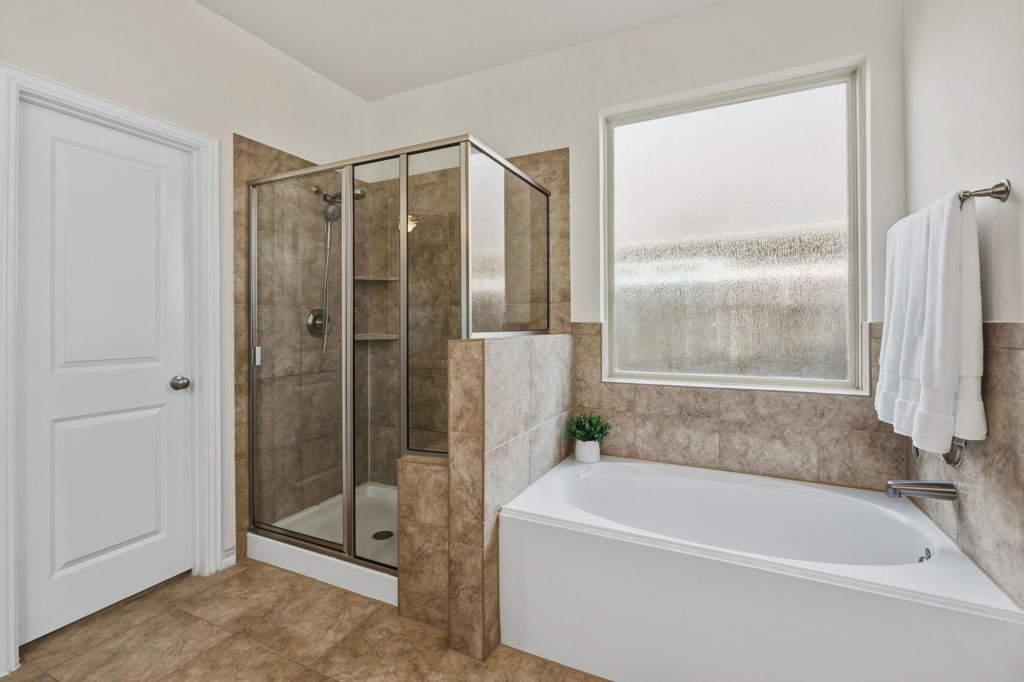2514 Shoal Valley Lane