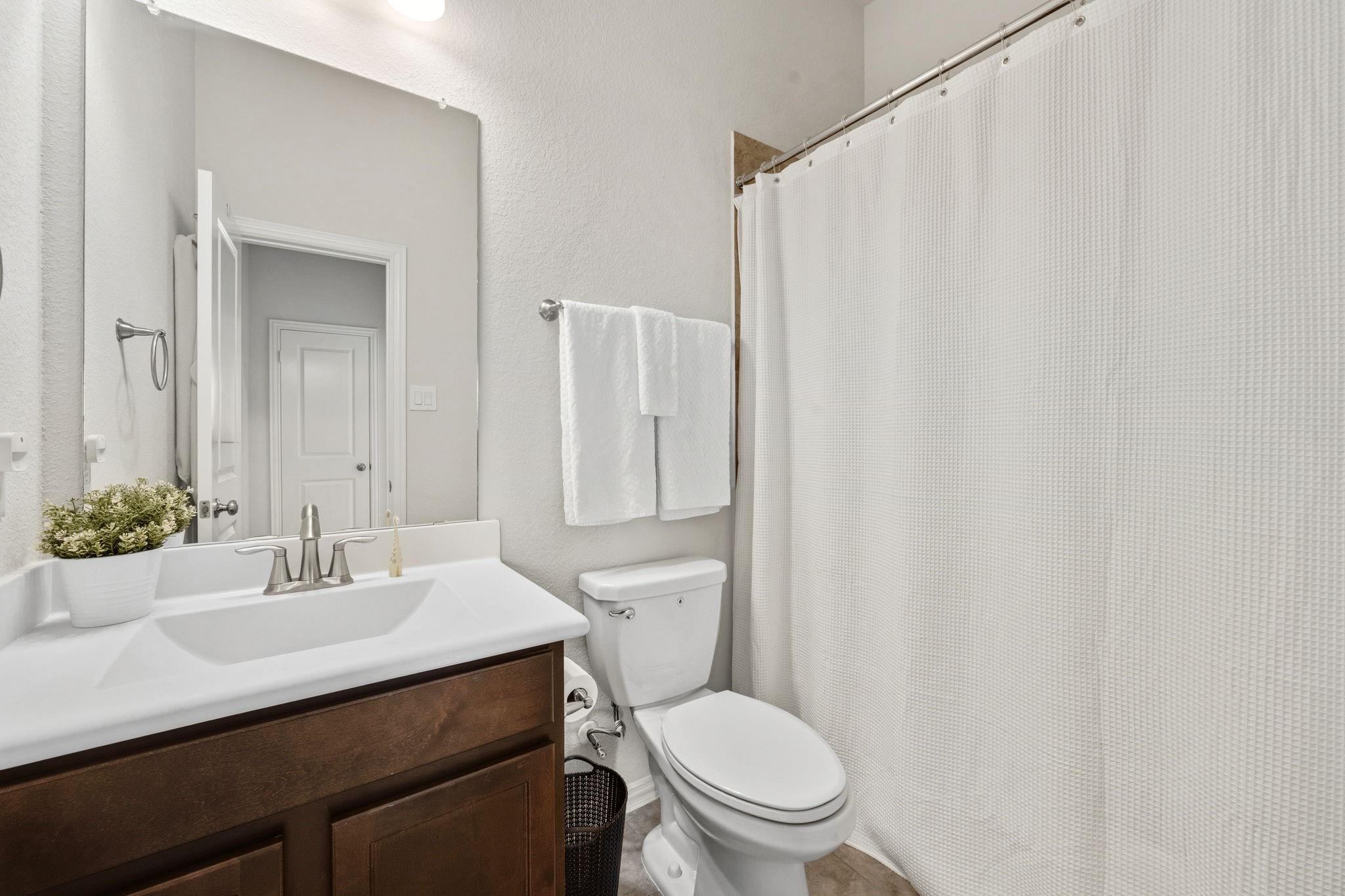 2514 Shoal Valley Lane