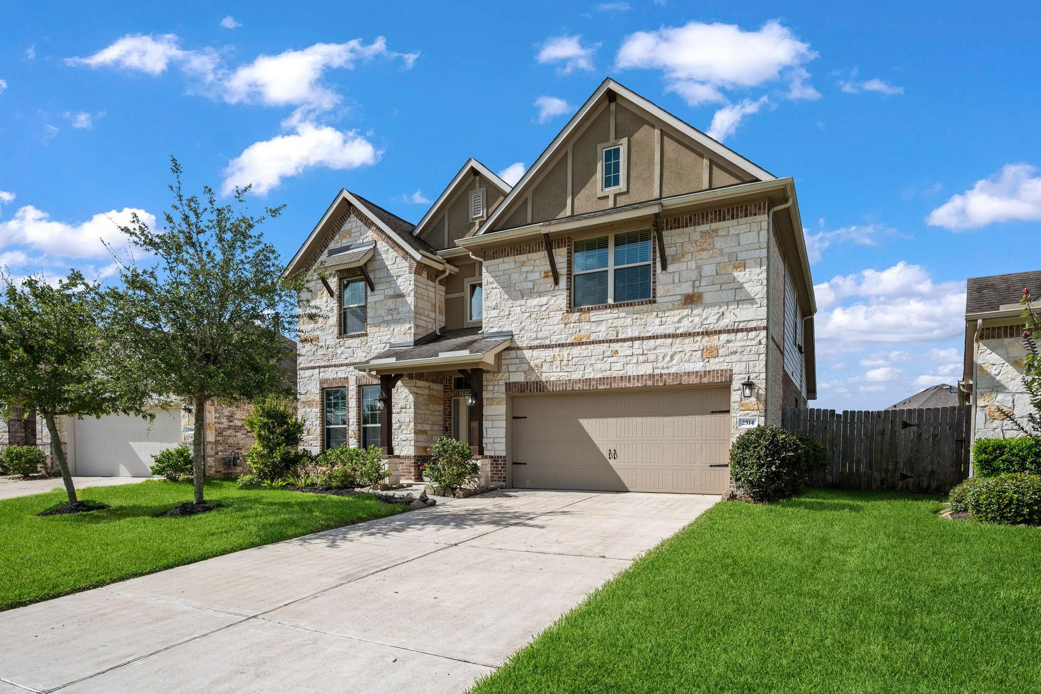2514 Shoal Valley Lane
