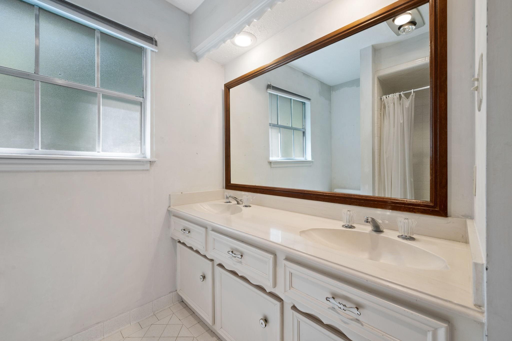 3703 Maple Park Court