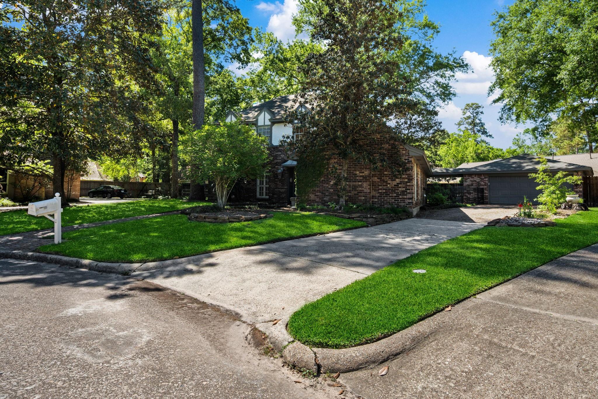 3703 Maple Park Court