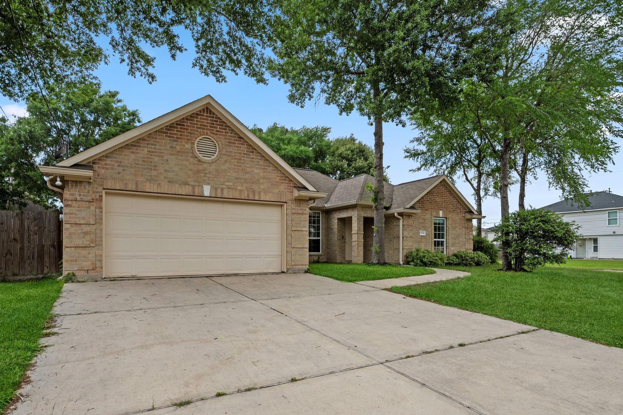 16790 N Rail Drive