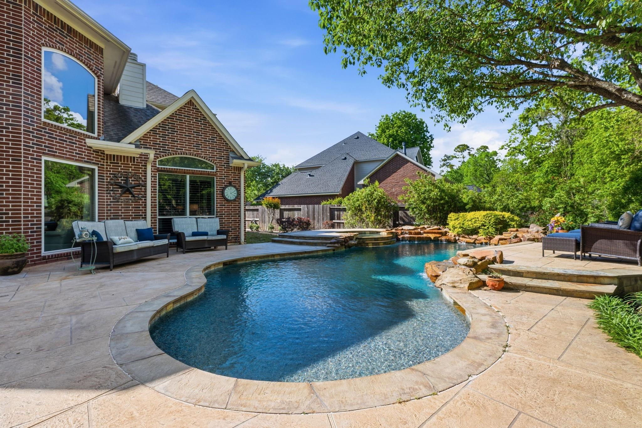 6110 Country Falls Lane