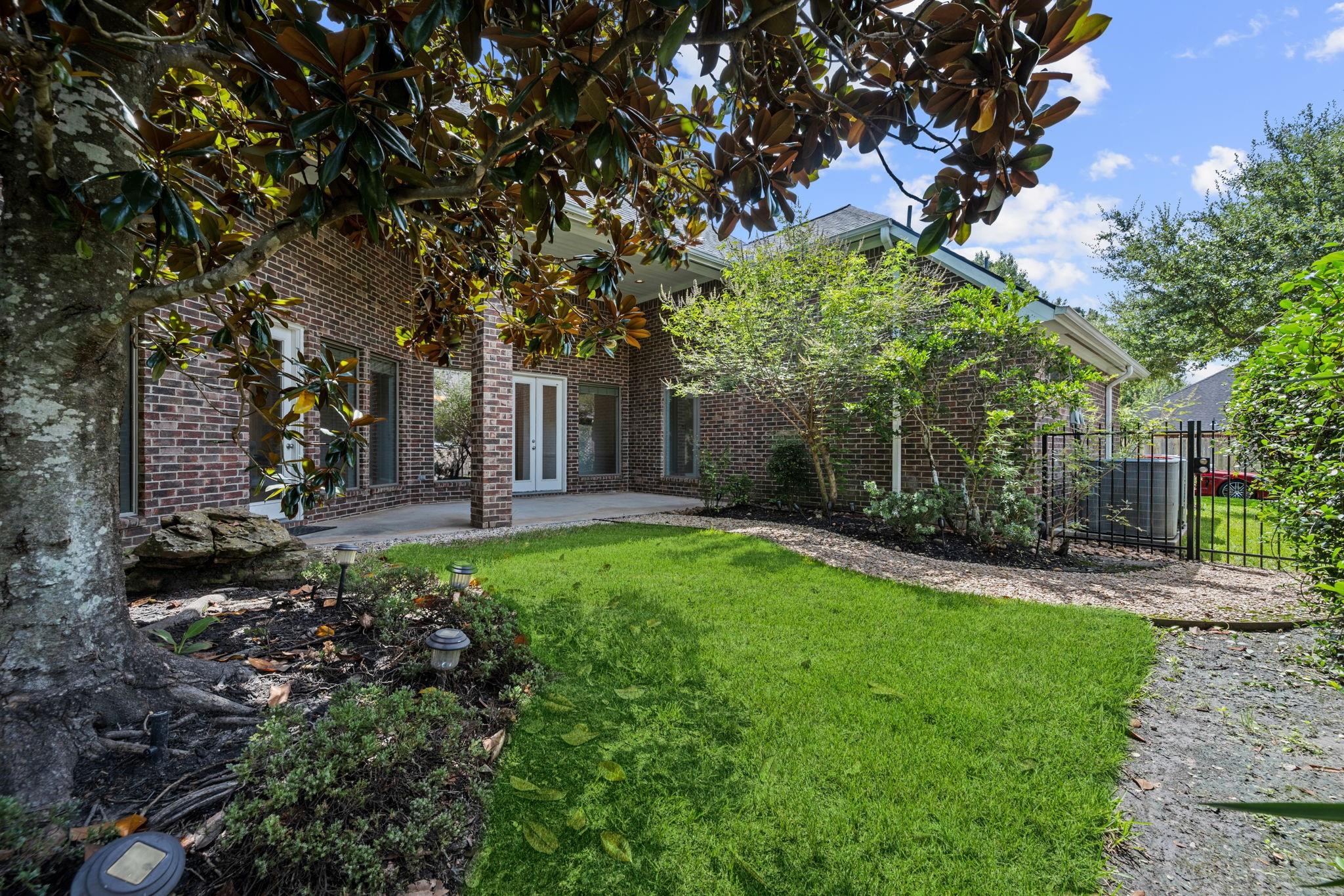 5911 Piney Birch Court