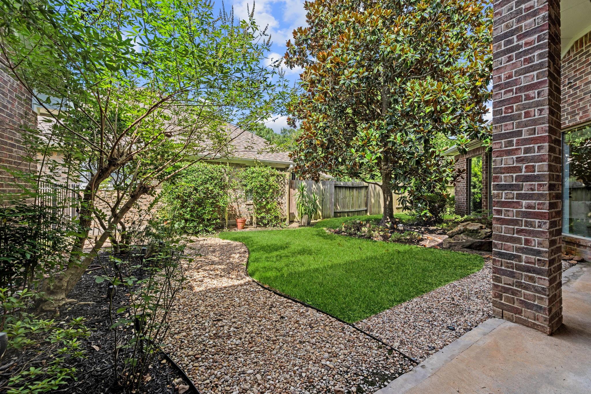 5911 Piney Birch Court