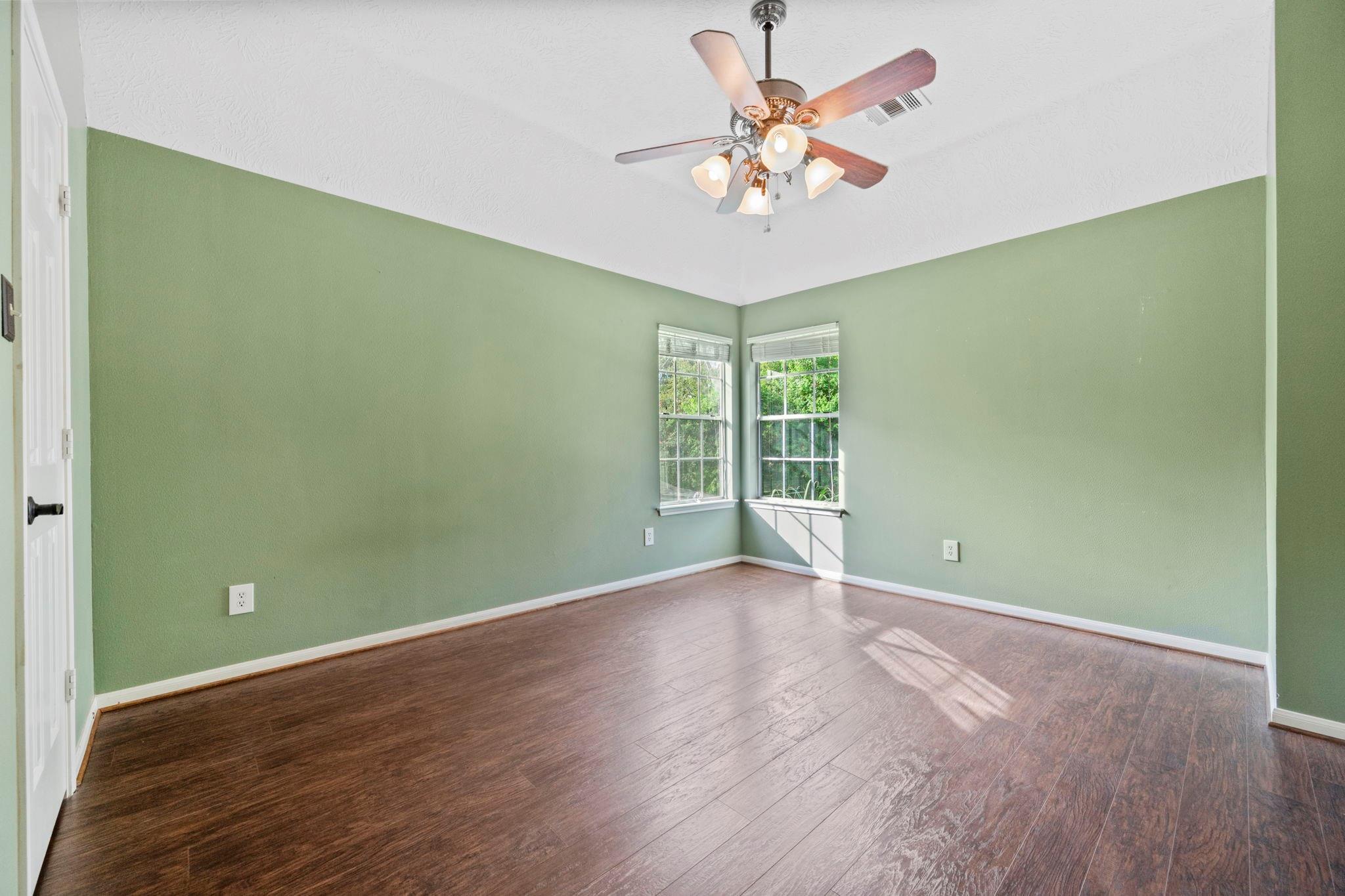 3823 Spruce Bay Drive