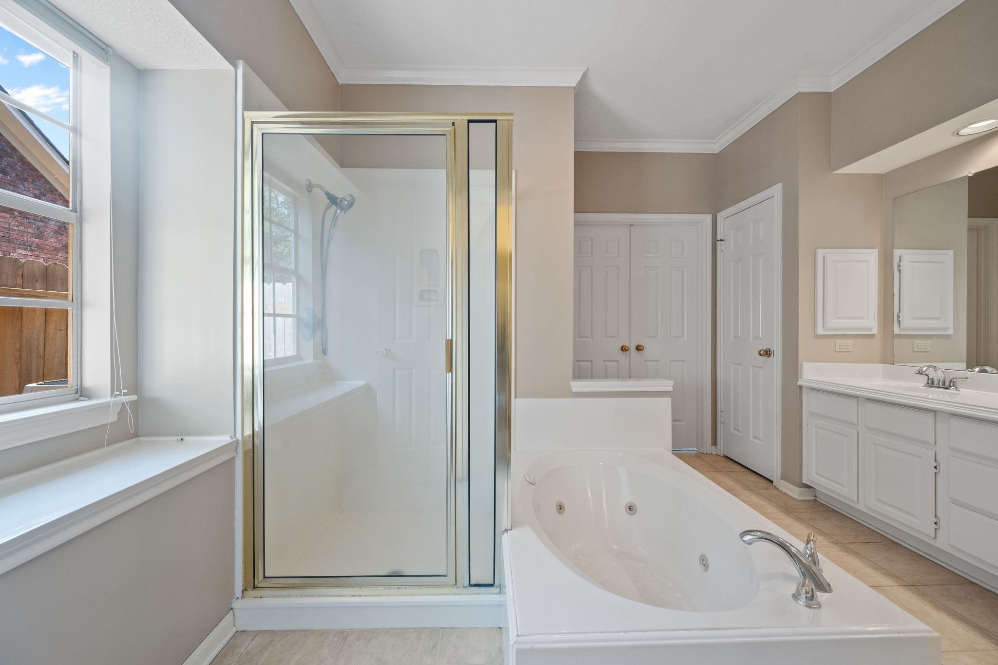3307 Greenwood Glen Drive