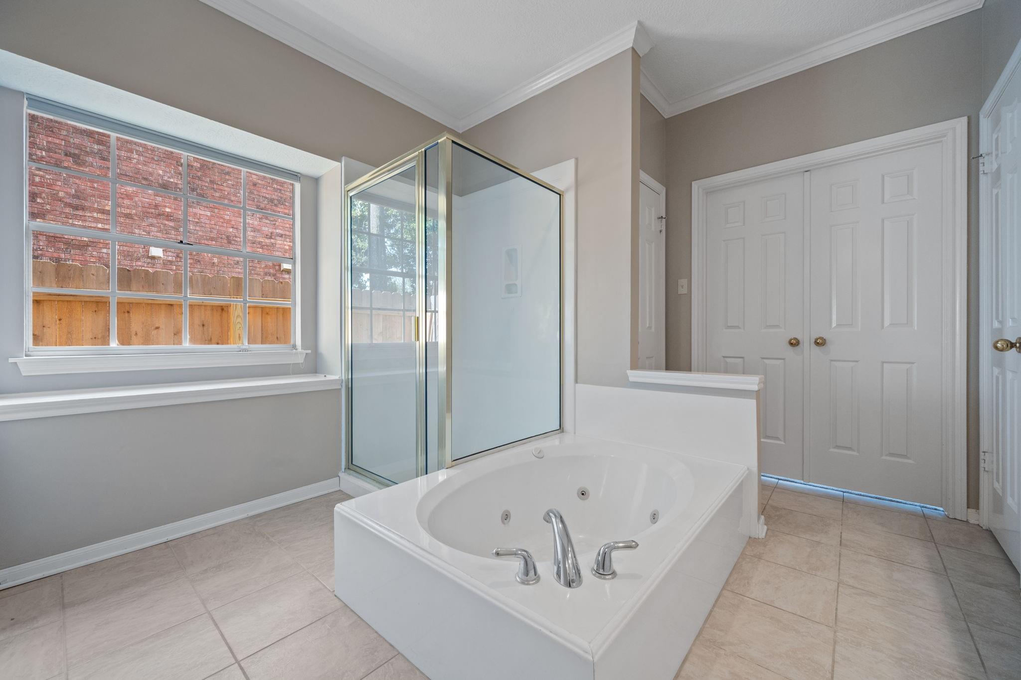 3307 Greenwood Glen Drive