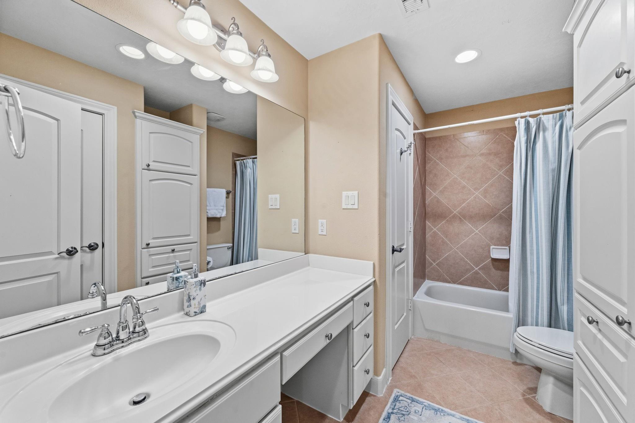 1319 Regal Shores Court