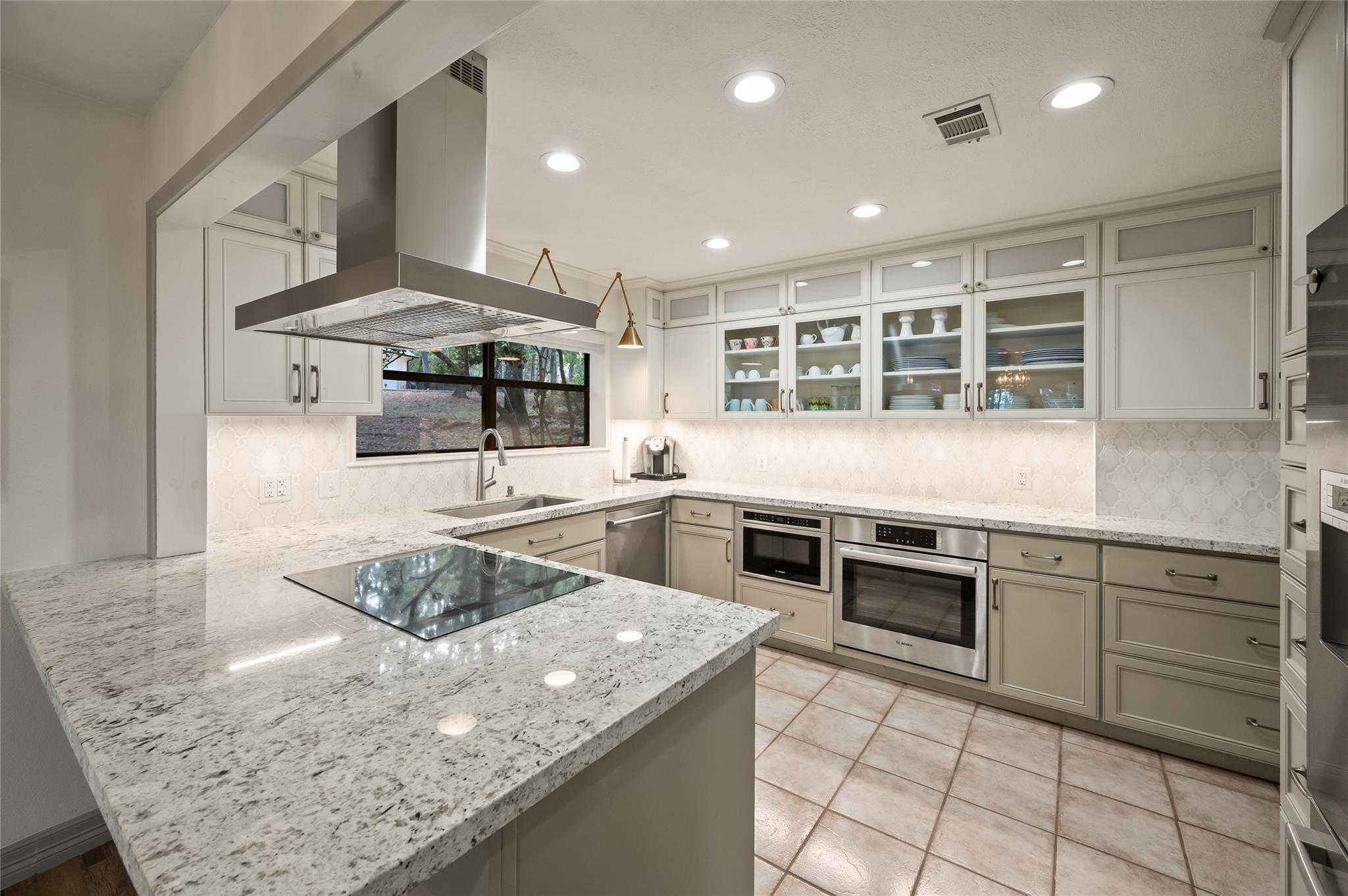 20404 Doral Drive