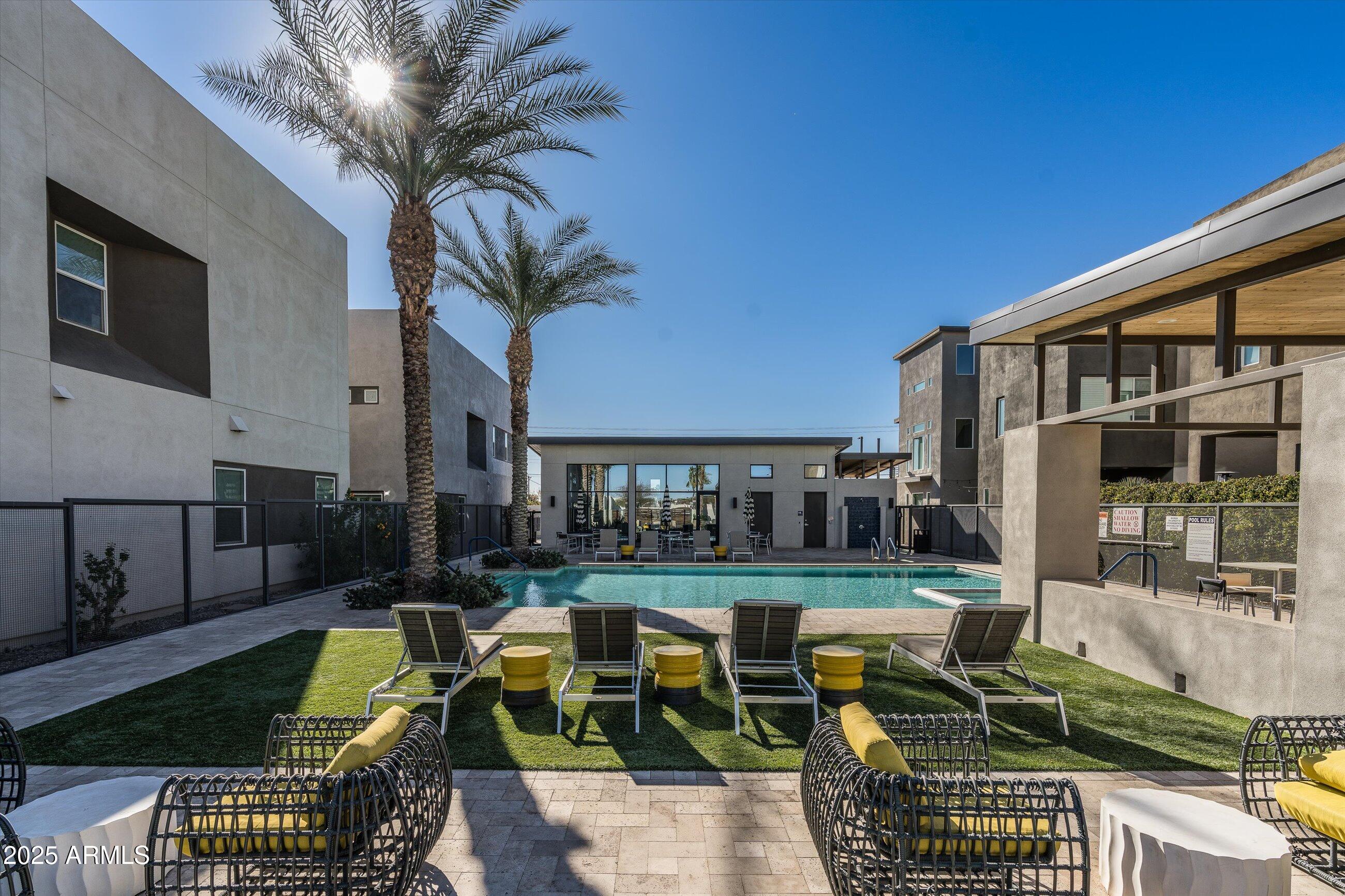 6924 E LYRA Drive