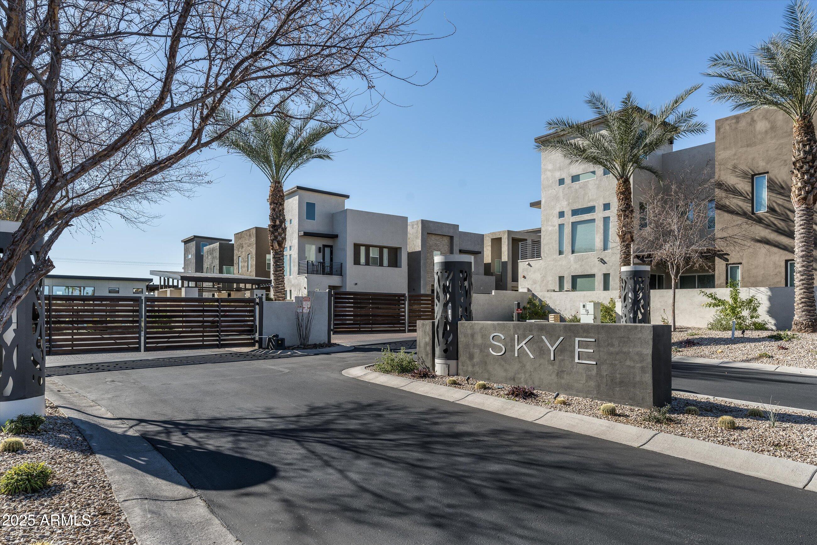6924 E LYRA Drive