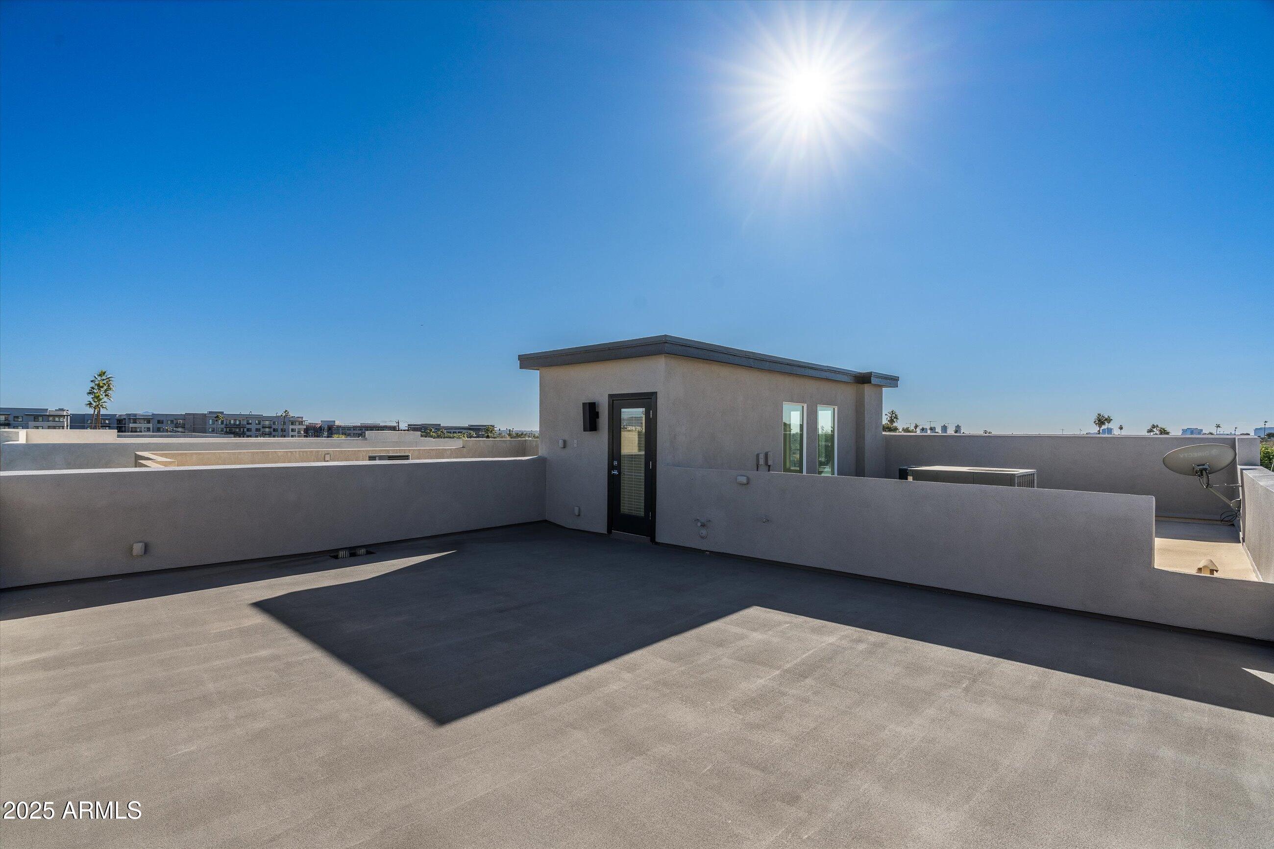 6924 E LYRA Drive
