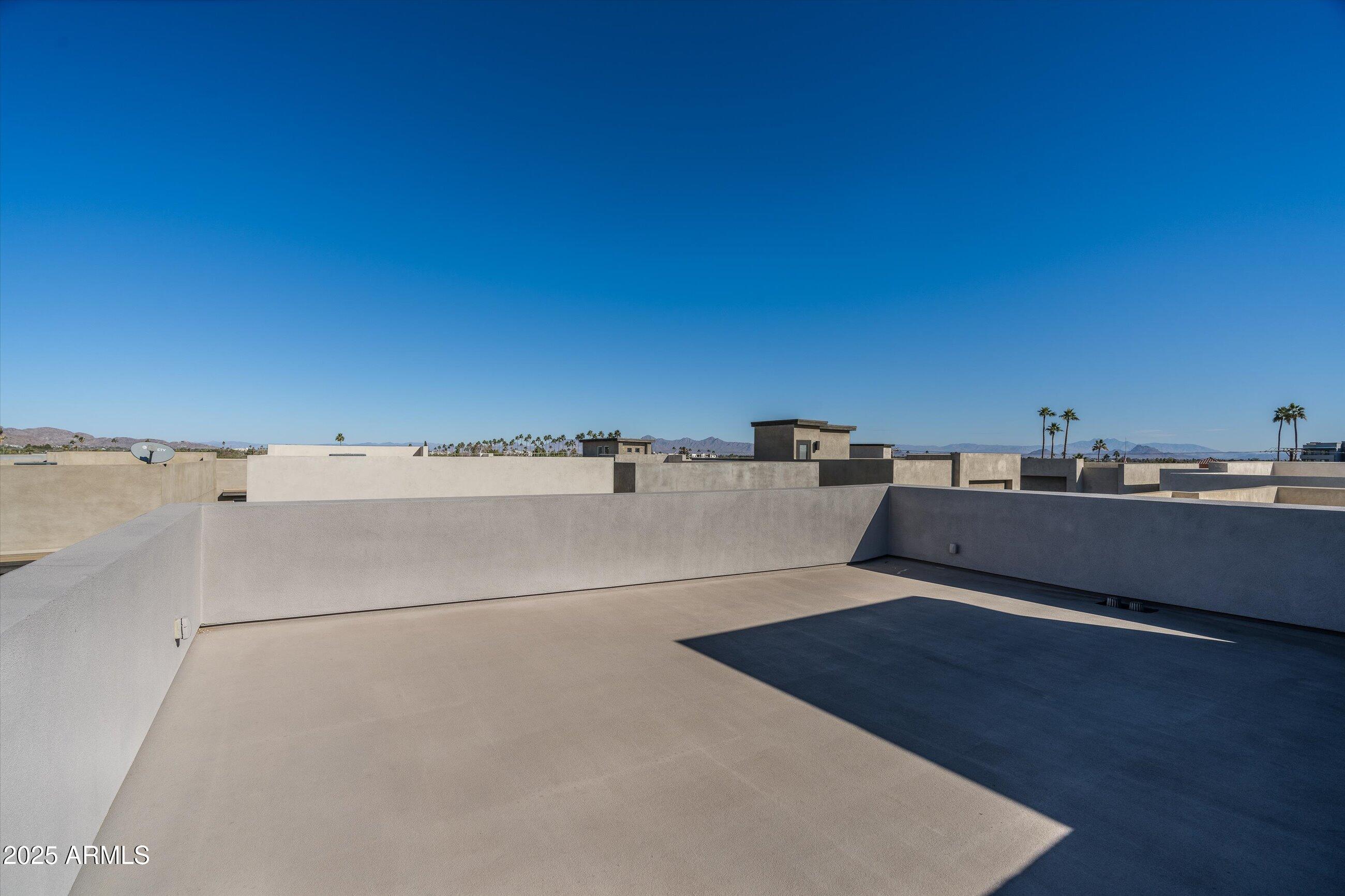 6924 E LYRA Drive